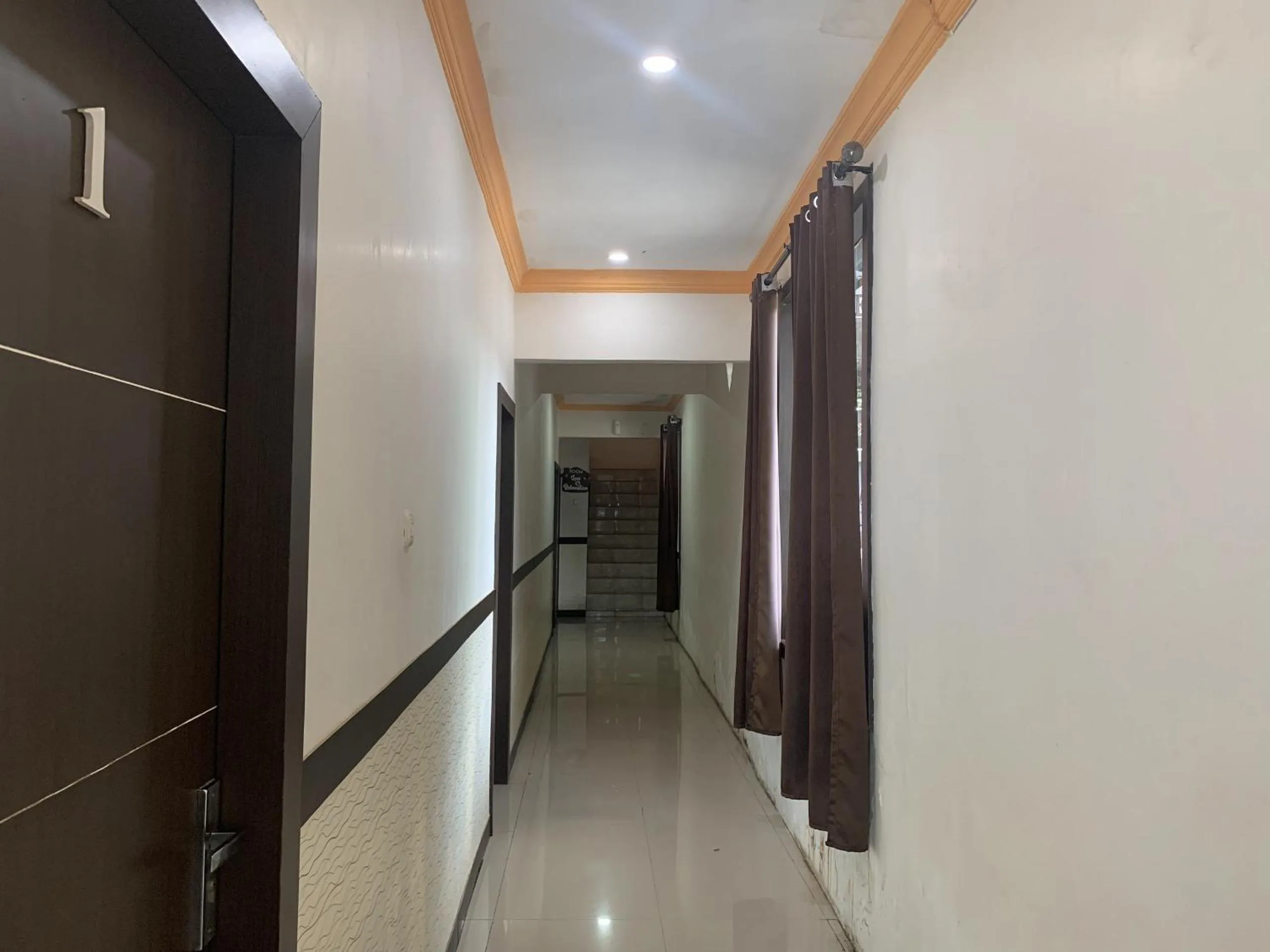 Lobby or reception in Hotel O Penginapan Laota Syariah Near Rumah Sakit Islam Faisal Makassar