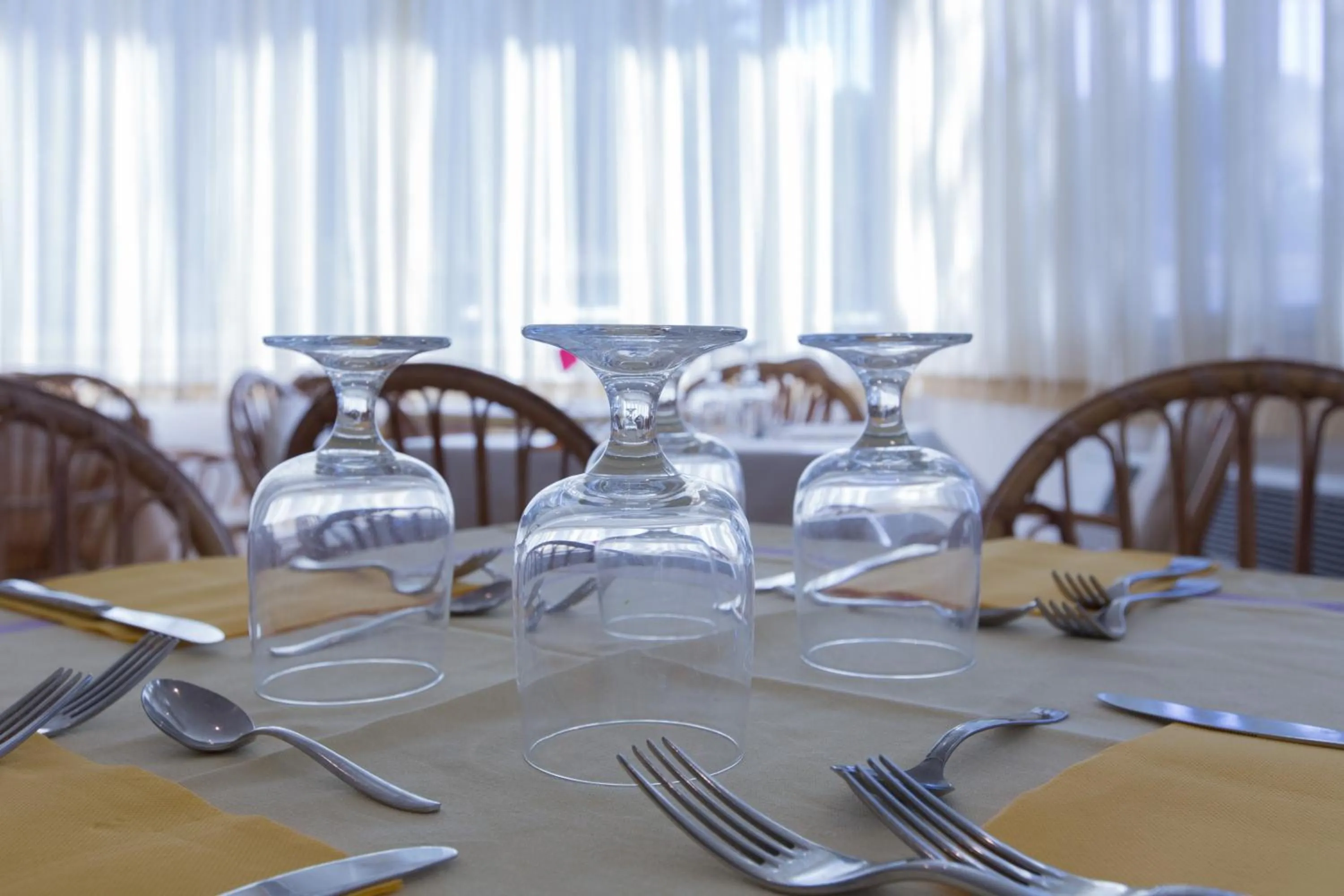 Restaurant/places to eat in Hotel New York