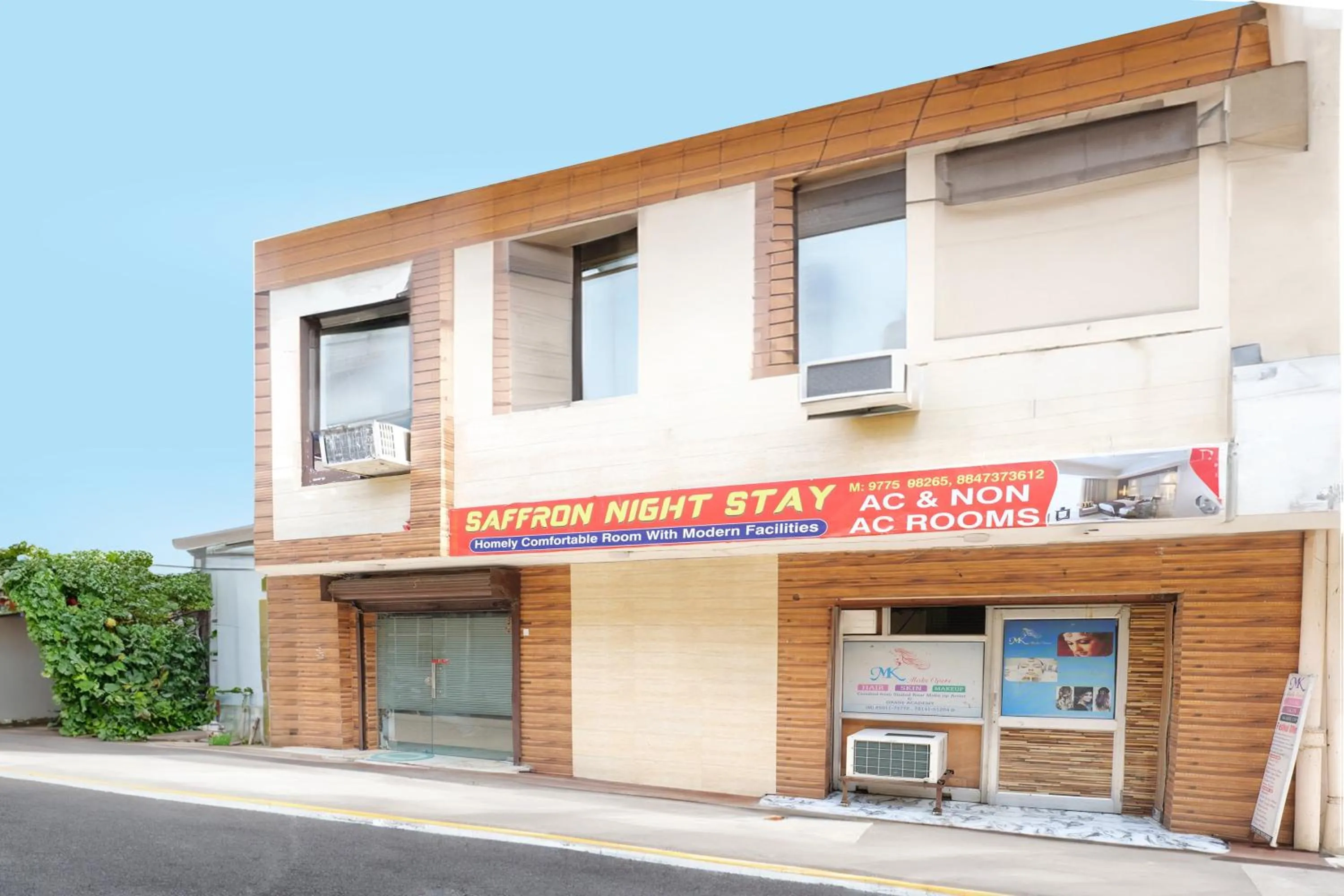 Facade/entrance in Hotel O Saffron Night Stay