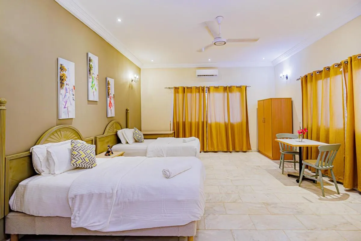 Bedroom, Bed in Ocean Villa Heights