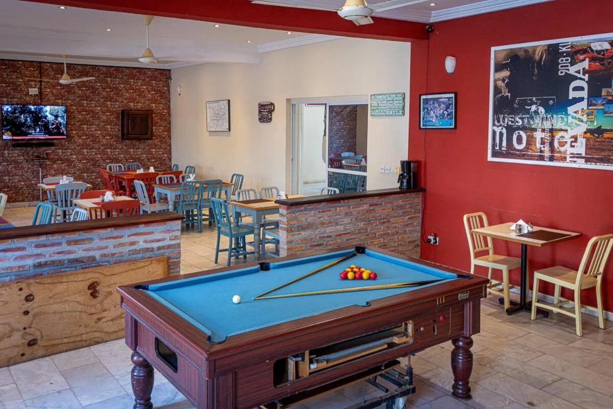 Billiard in Ocean Villa Heights