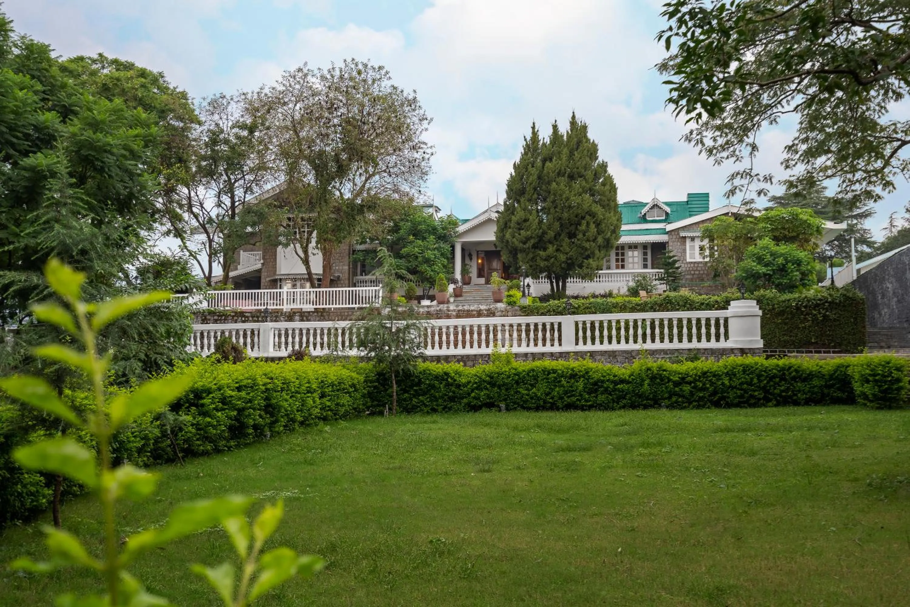 Property building in Brij Anayra Dharamshala - A Himalayan Luxury Retreat