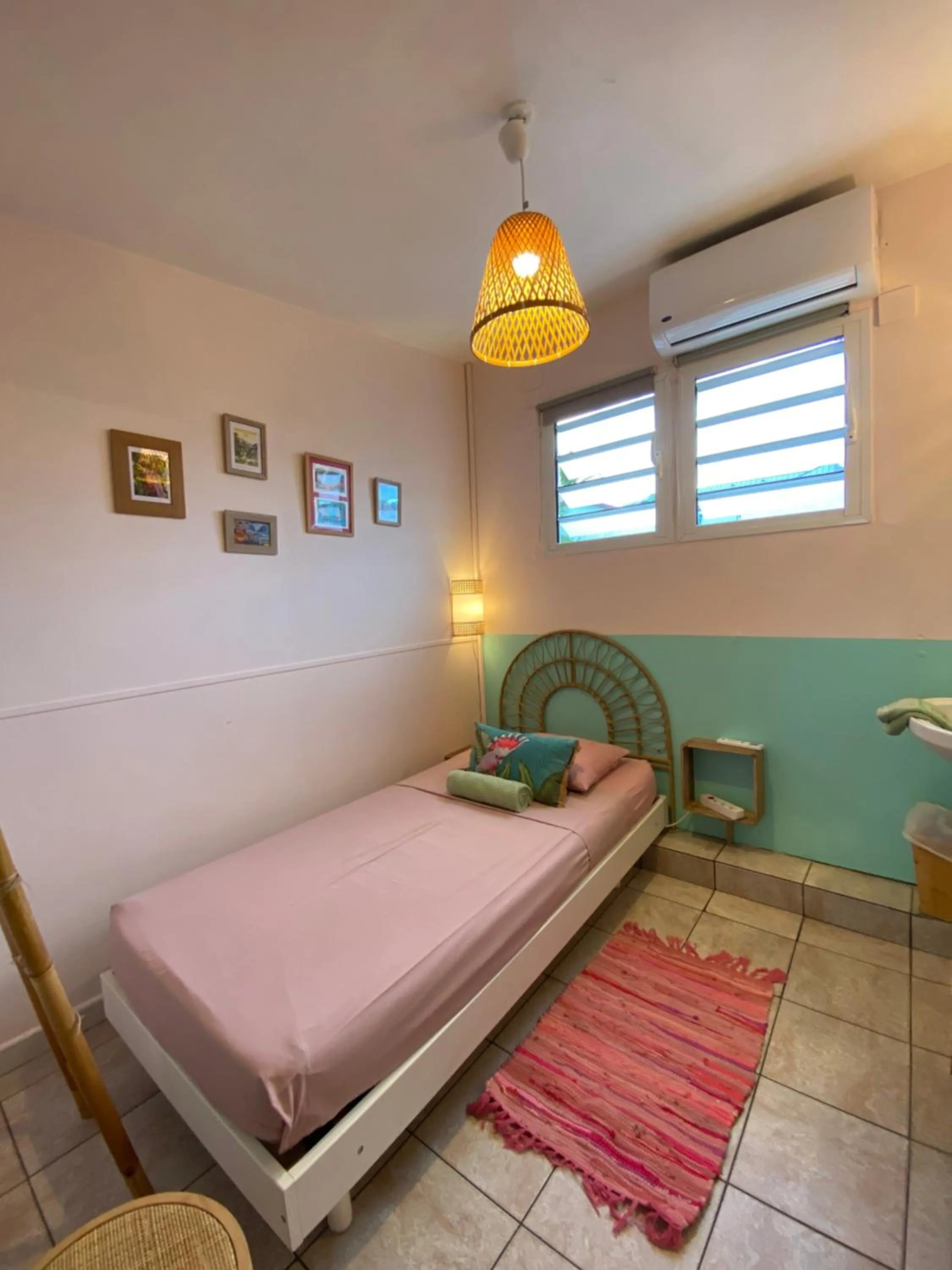 Bedroom, Bed in Hotel De la Plage