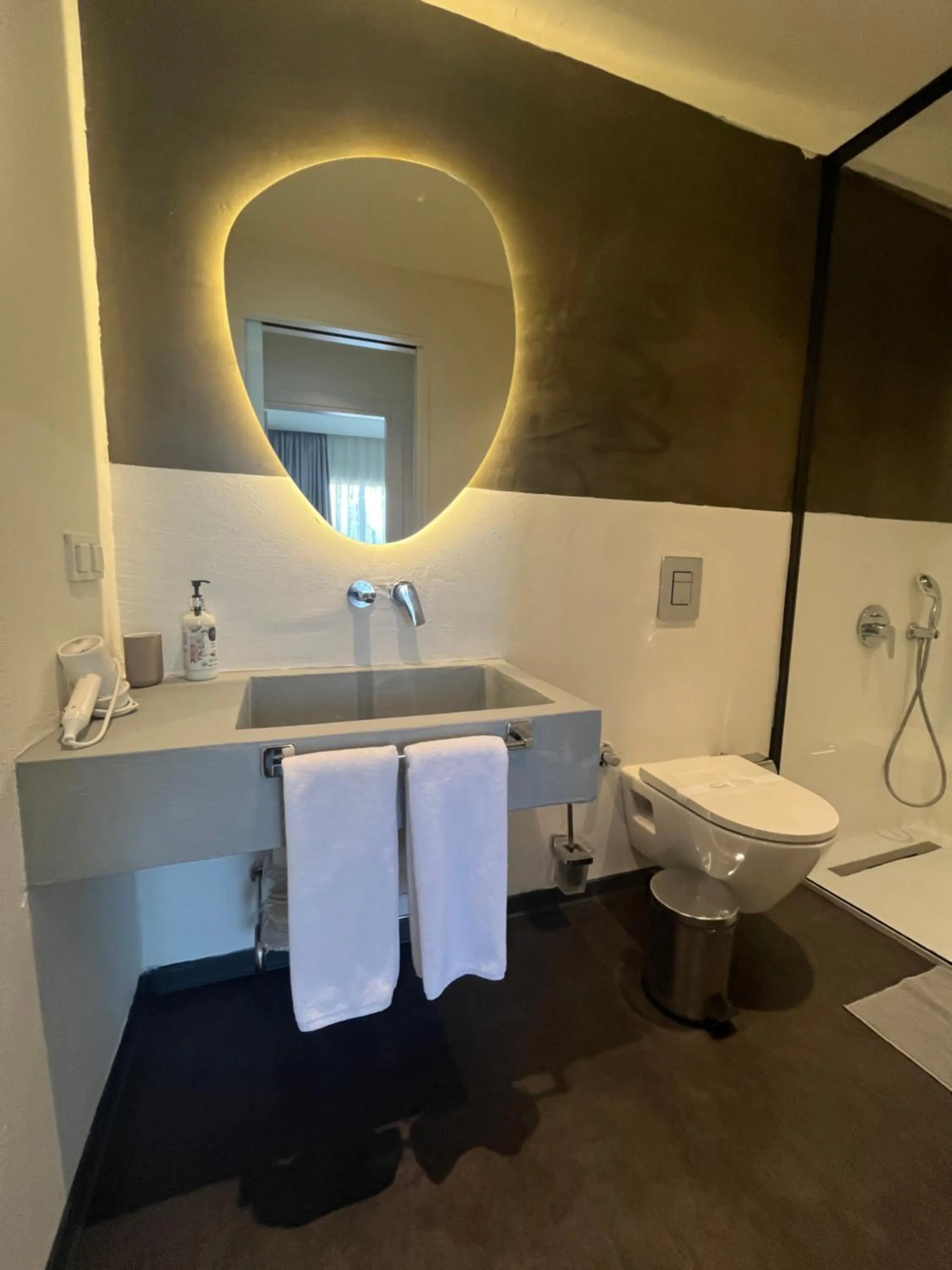 Bathroom in House Of Marmaris