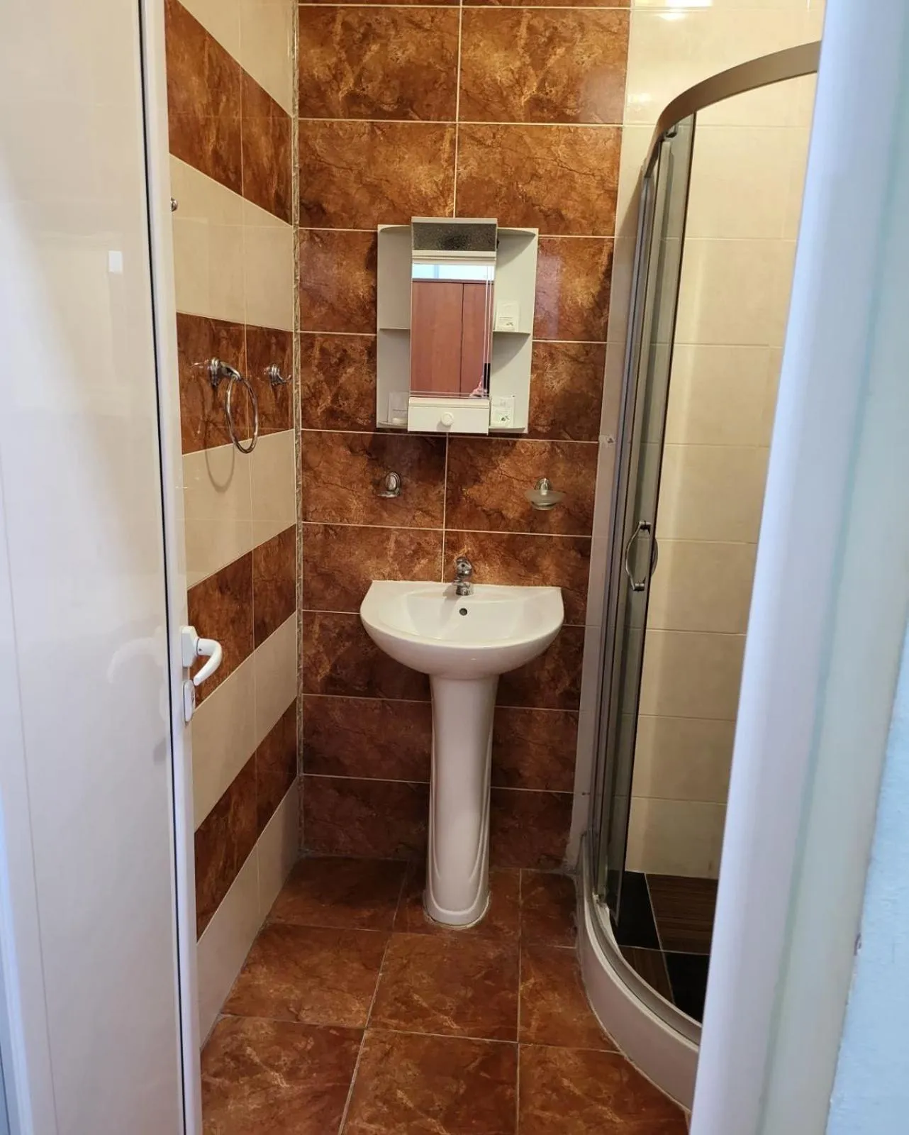 Shower in Provans famili hotel