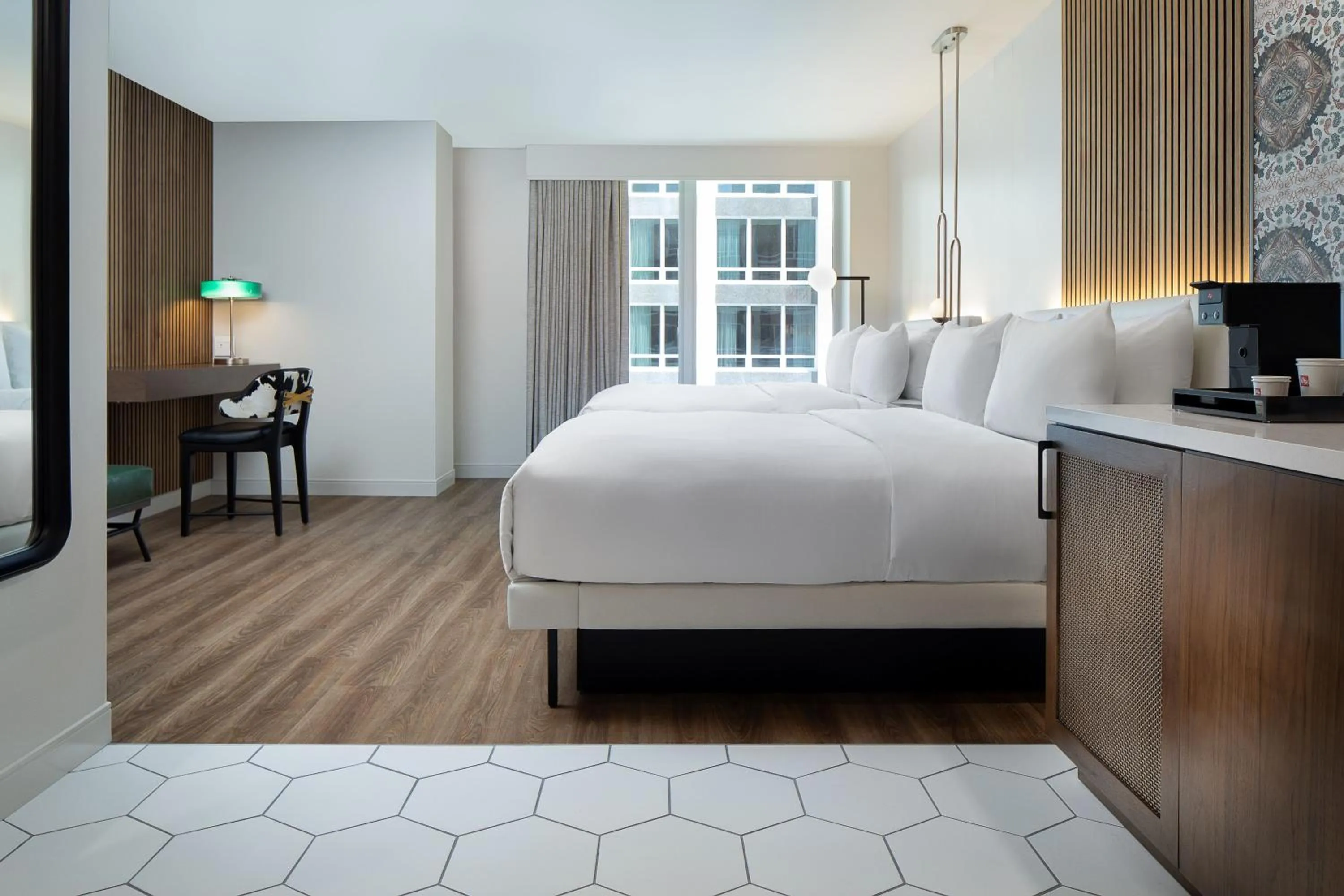 Bedroom, Bed in Le Meridien Fort Worth Downtown