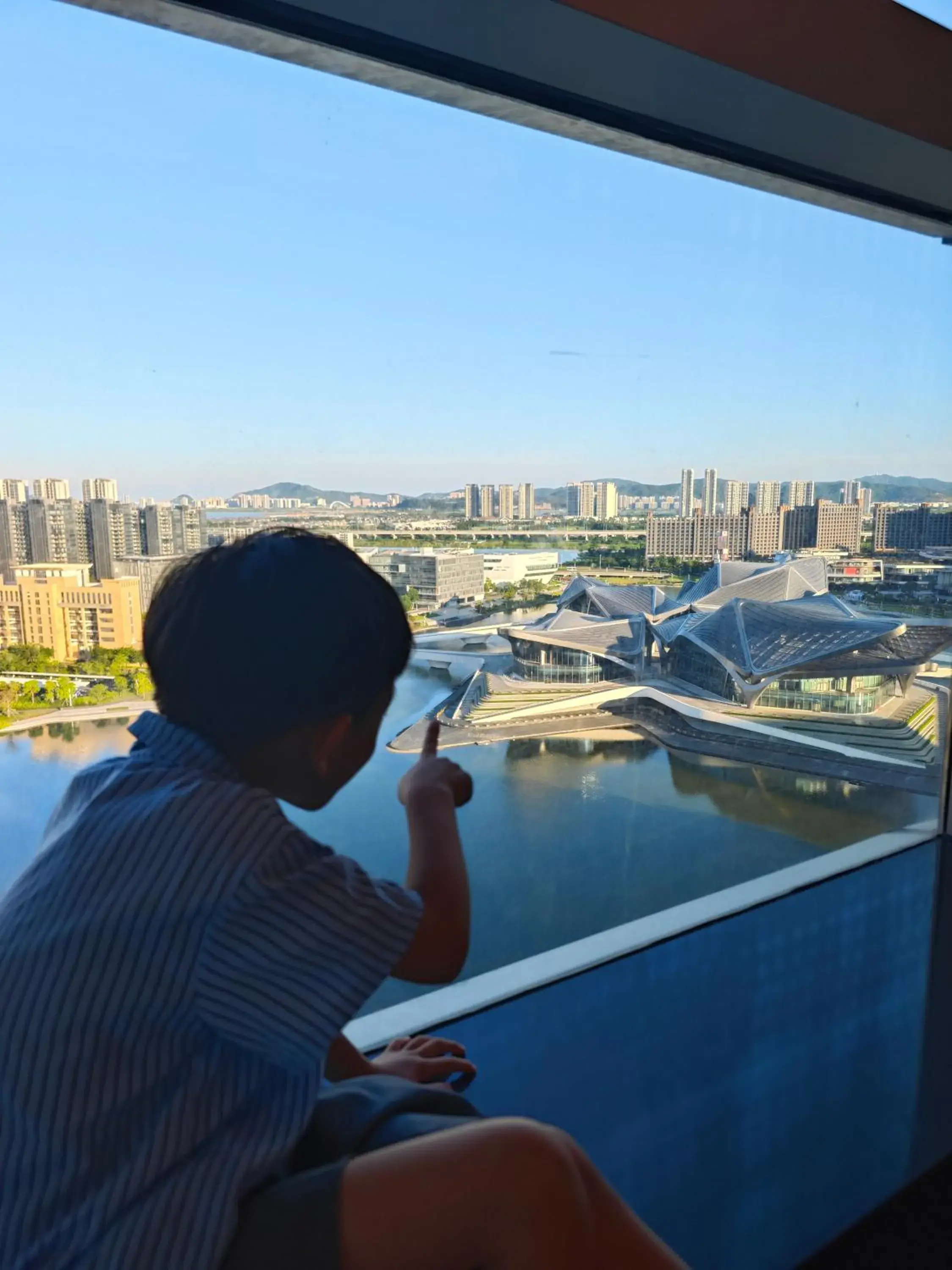 Double Room with Two Double Beds and Art Center View in Zhuhai Marriott Hotel Jinwan Double Room with Two Double Beds and Art Center View in Zhuhai Marriott Hotel Jinwan