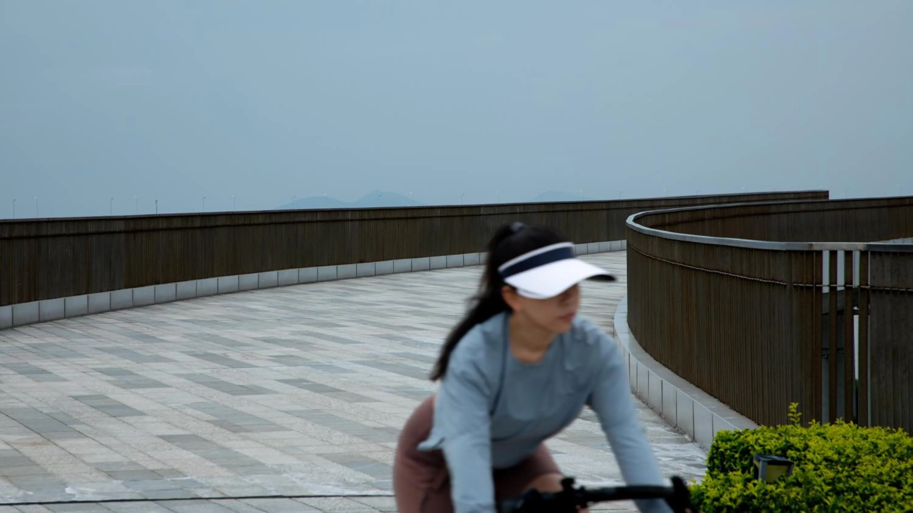 Cycling in Zhuhai Marriott Hotel Jinwan