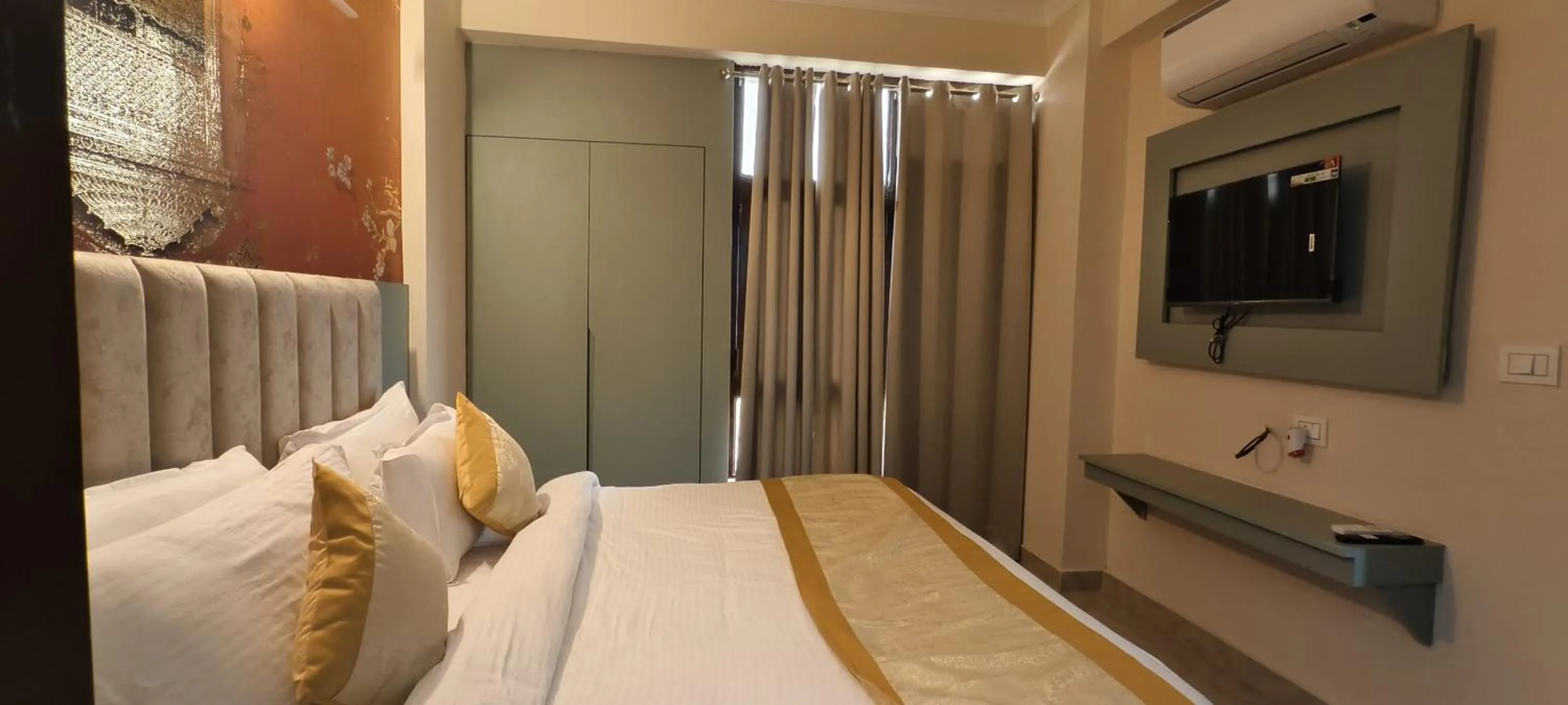 View (from property/room), Bed in The Grand ND Resort- Kanha Tulsi Heights Behind Prem Mandir