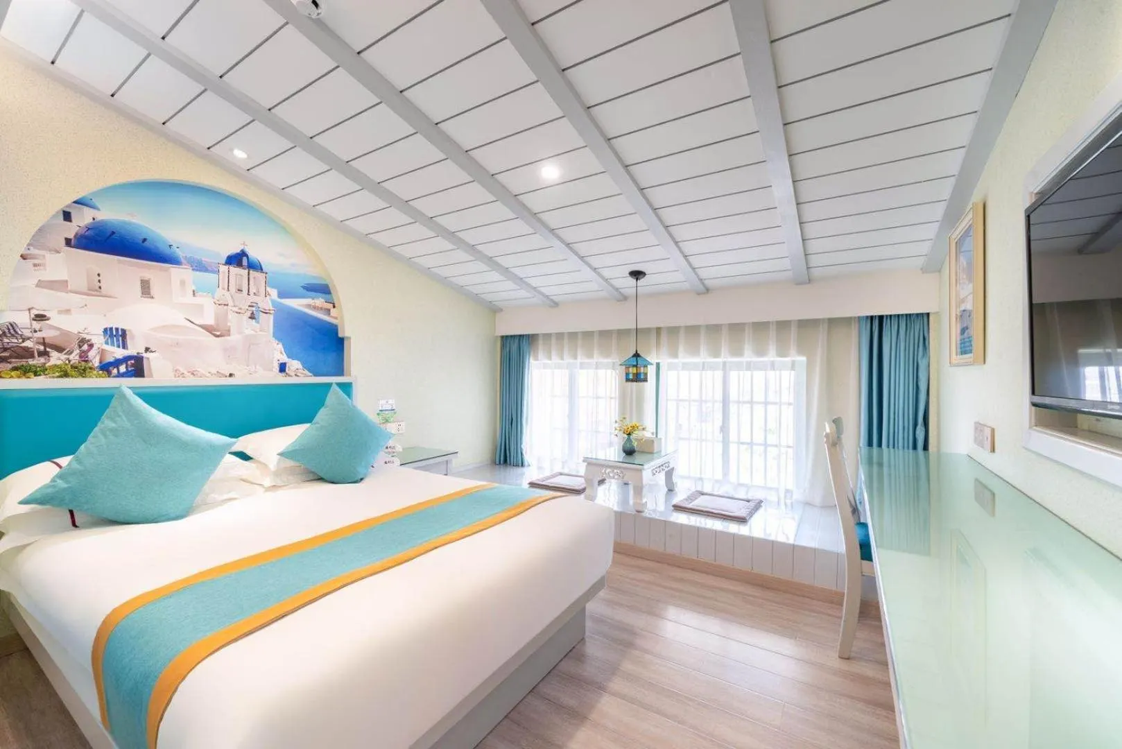 Bed in Yiwu Defeng Hotel