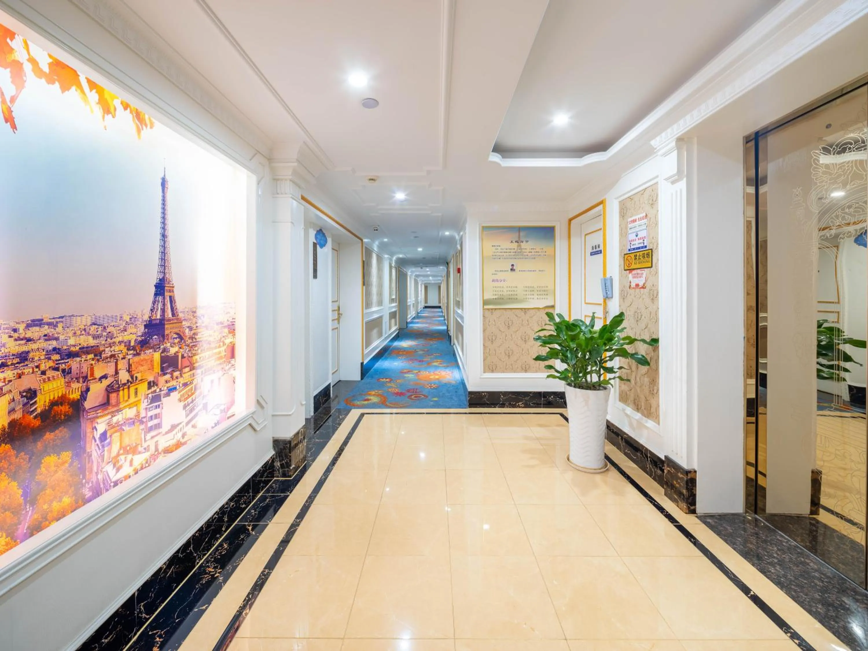 Property building in Yiwu Defeng Hotel