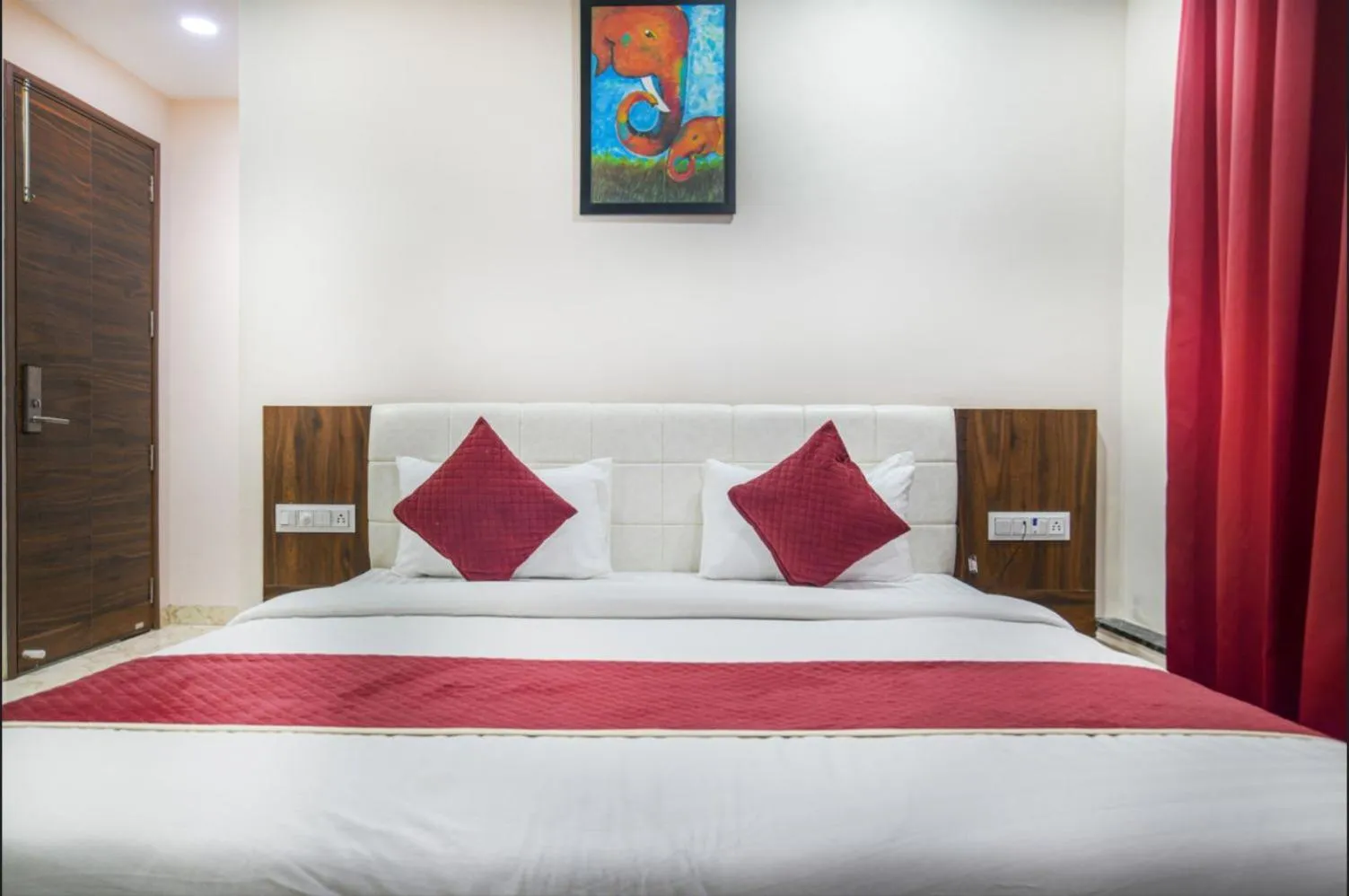 Bed in The Grand Tara