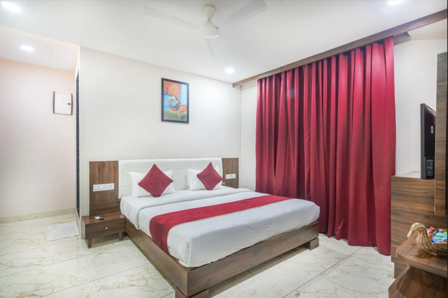 Bedroom, Bed in The Grand Tara