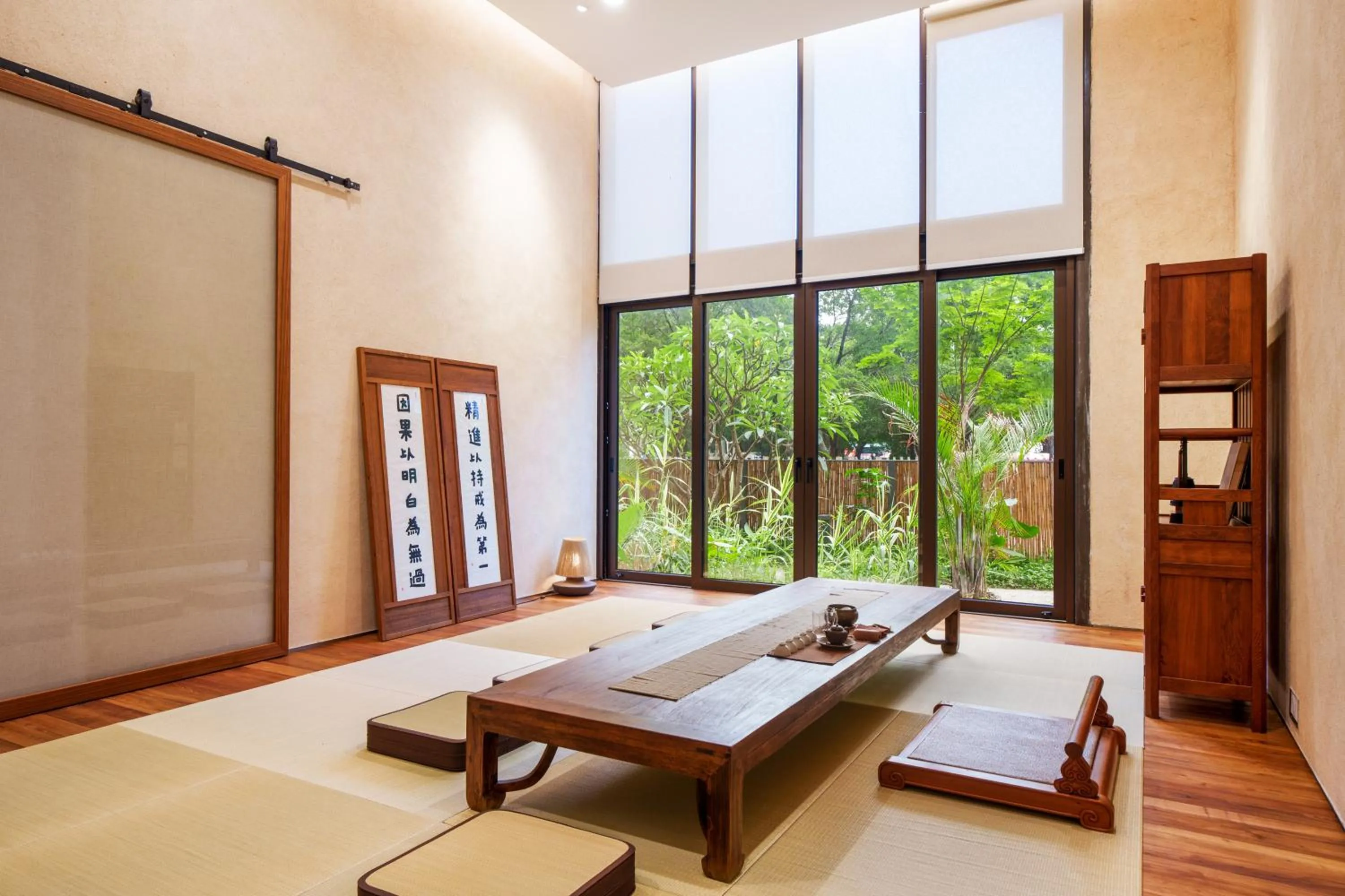 Seating area, Bed in Wutong Hotel Apartment Bao'an Center