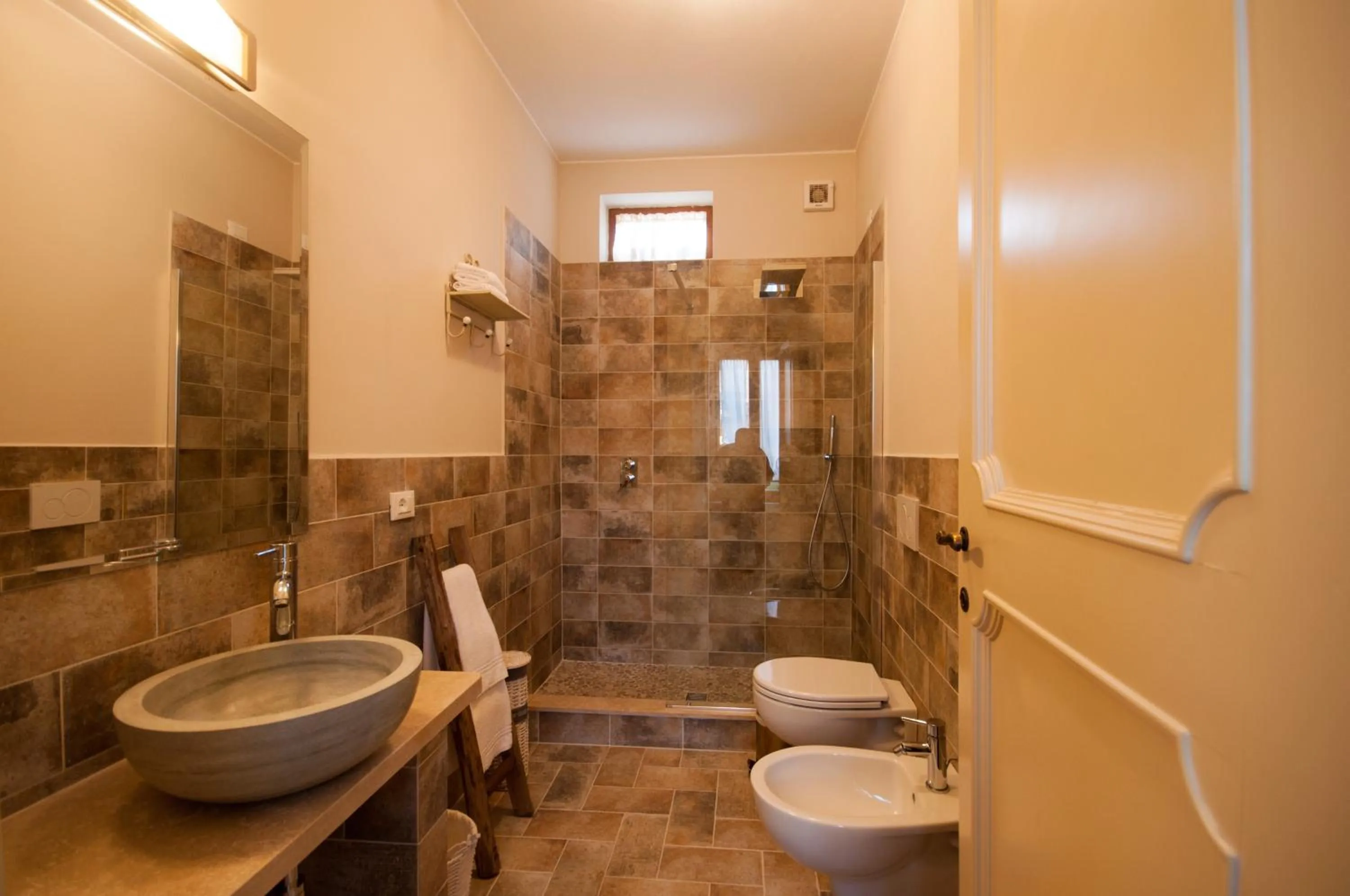 Shower in Bed & Breakfast Corte Toro