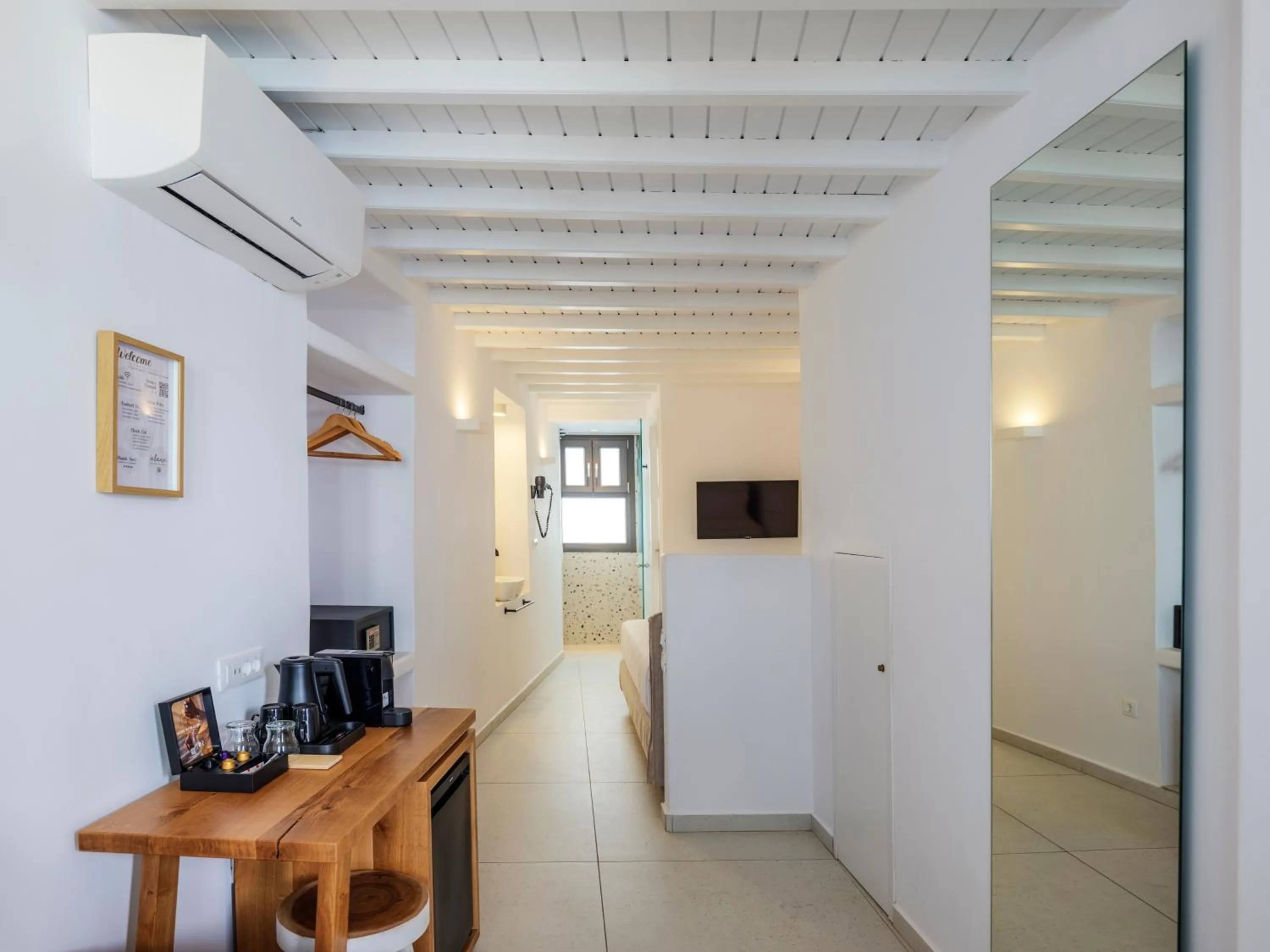 Coffee/tea facilities in Alana Mykonos