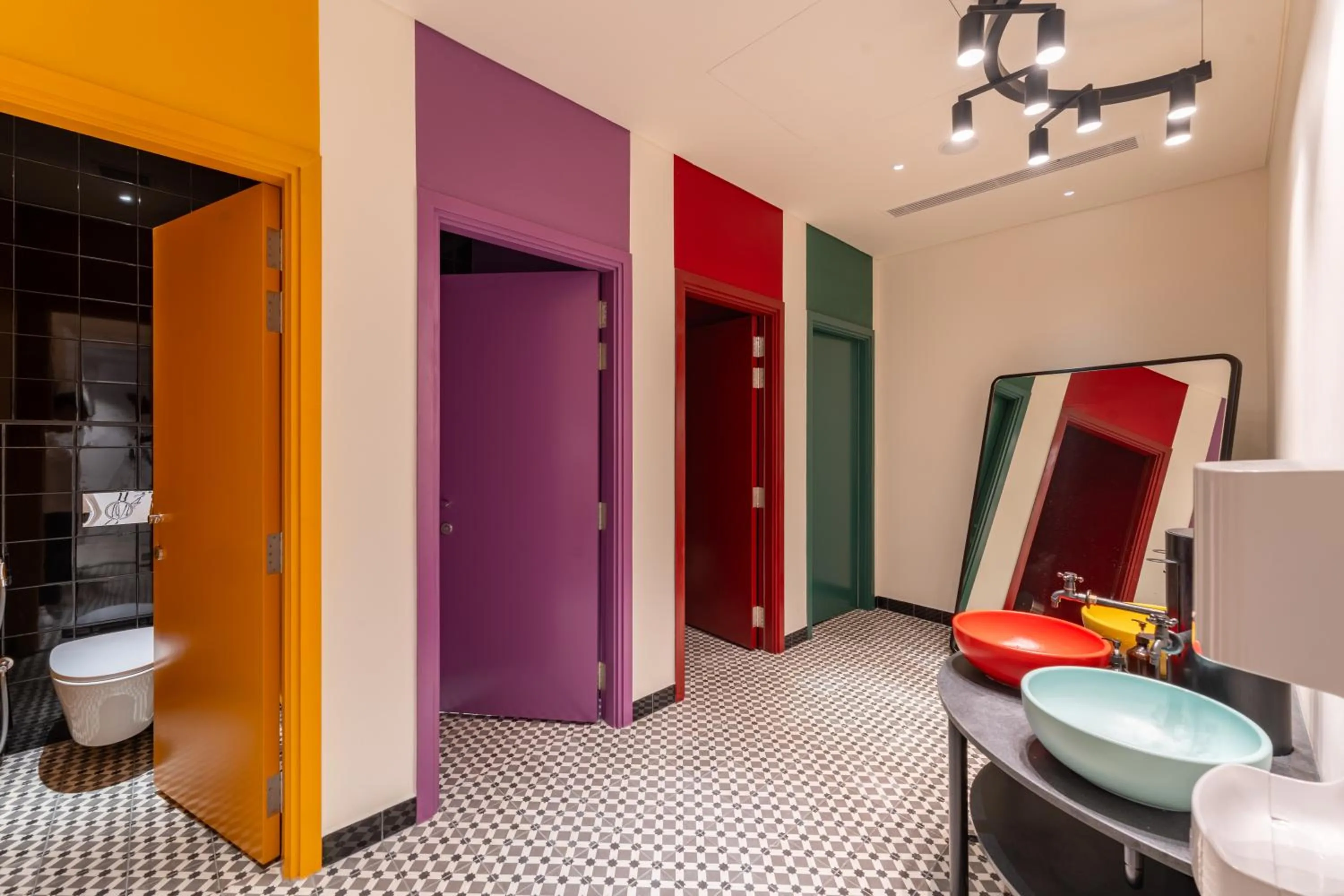 Toilet in Wink Hotel Tuy Hoa Beach - 24hrs Stay & Rooftop Pool Bar