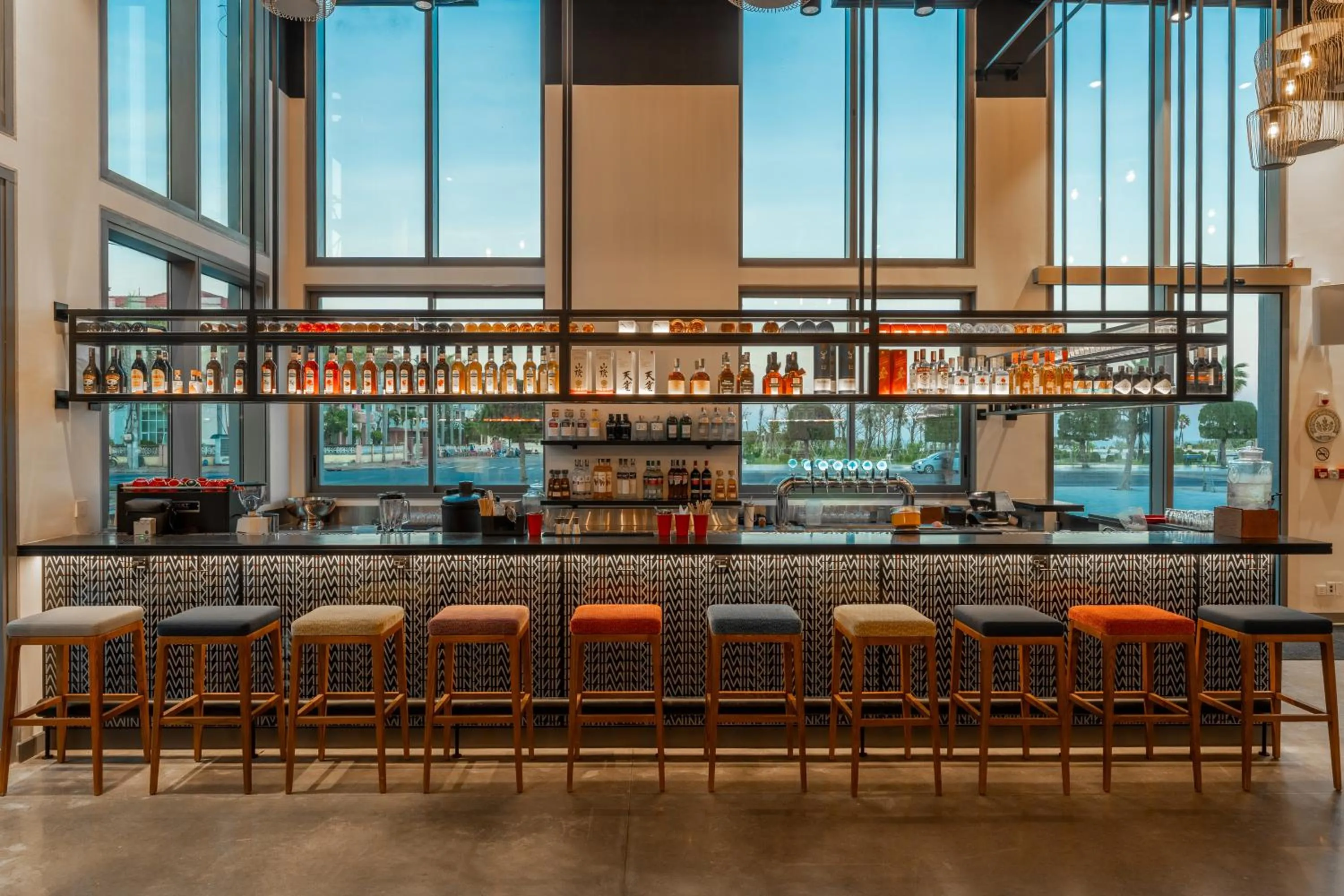 Restaurant/places to eat in Wink Hotel Tuy Hoa Beach - 24hrs Stay & Rooftop Pool Bar