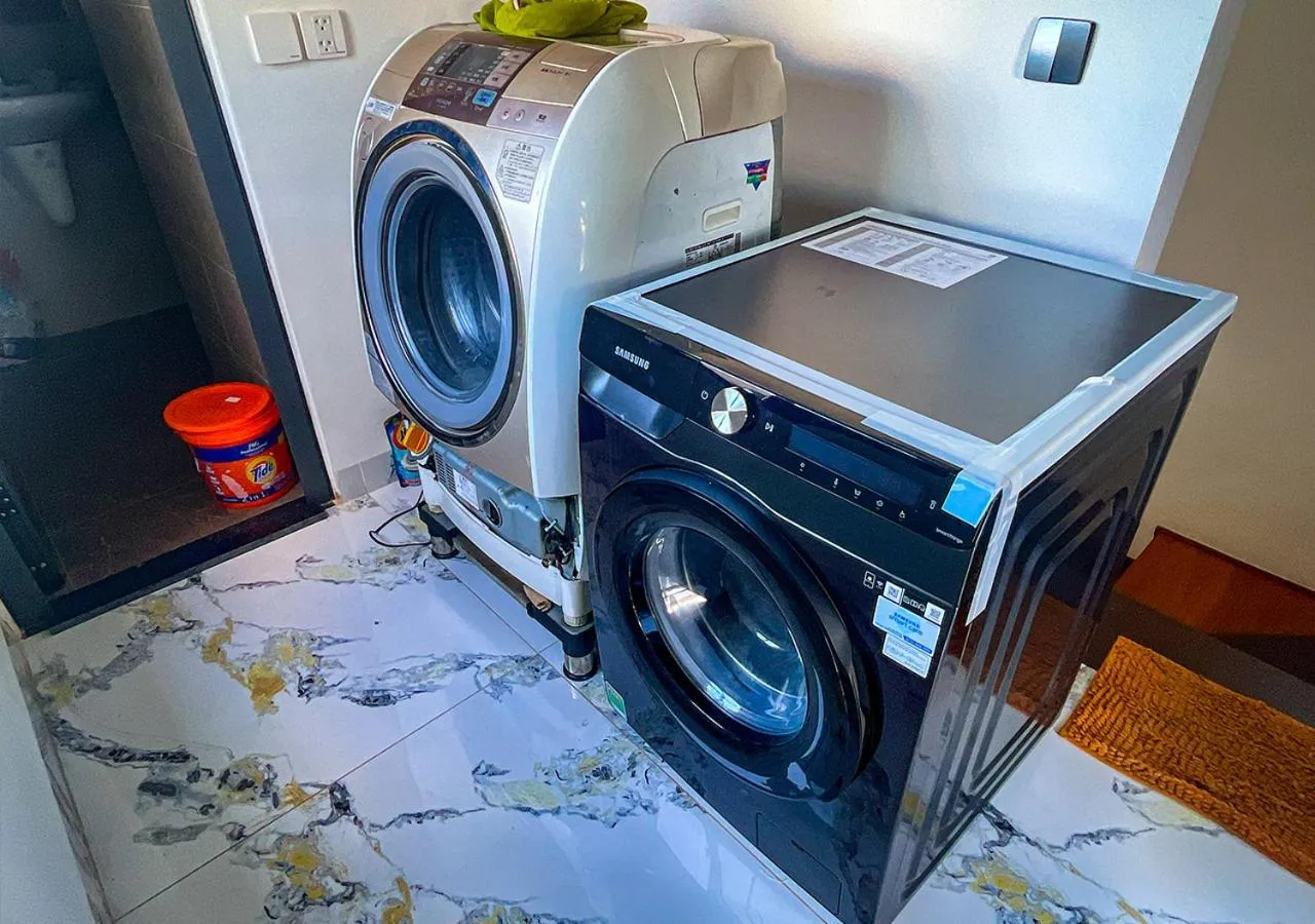 washing machine, Kitchen/Kitchenette in Thuận Linh Coffee & Homestay