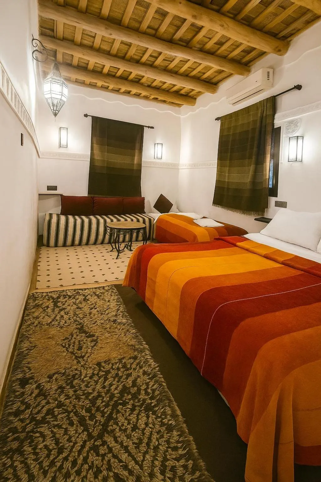 Dining area, Bed in Auberge La Fibule Du Dades