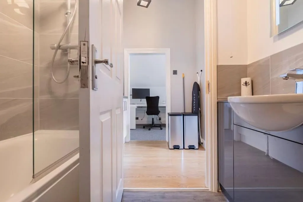 Shower in Castle Garden View