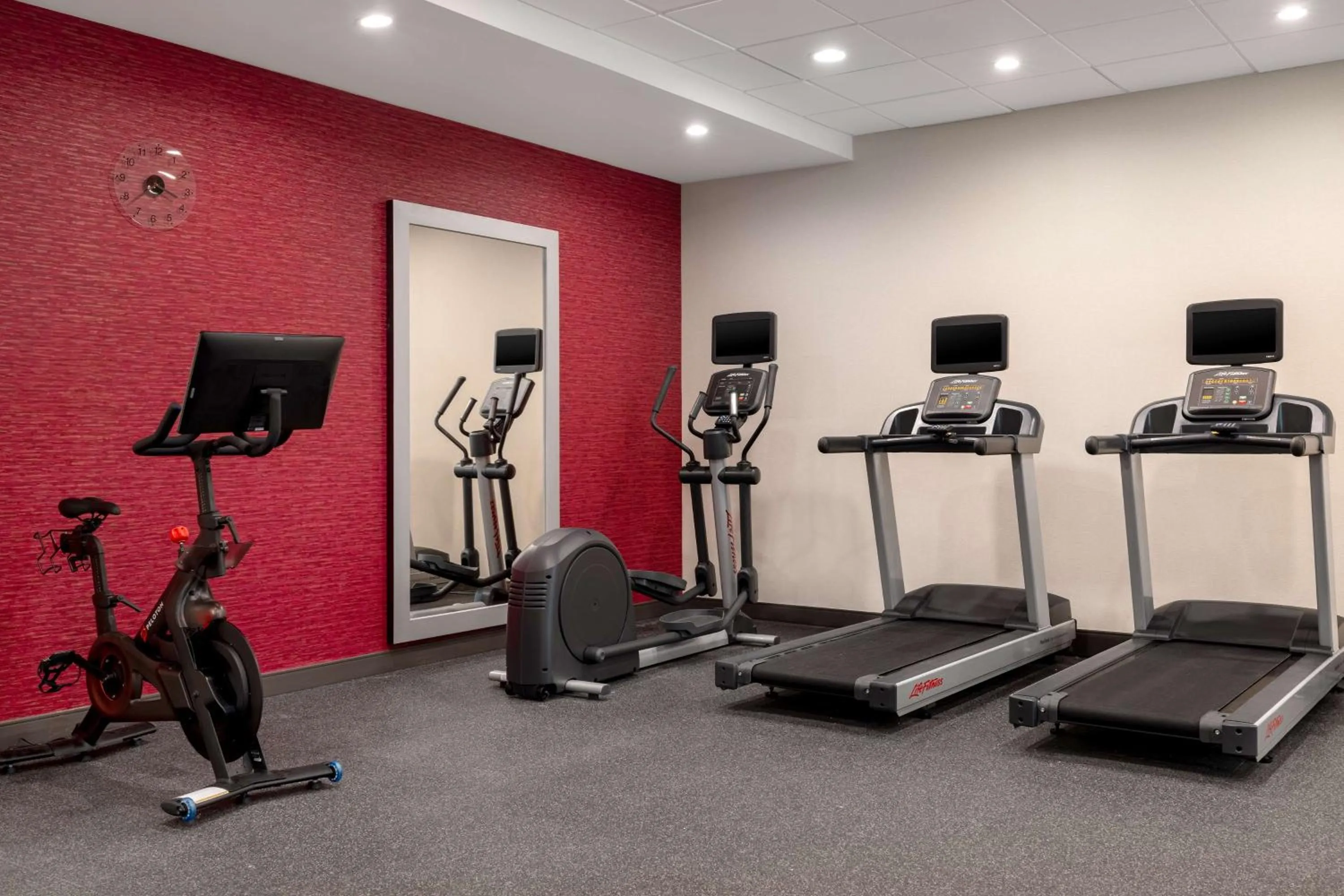 Fitness centre/facilities in Home2 Suites By Hilton Brownwood