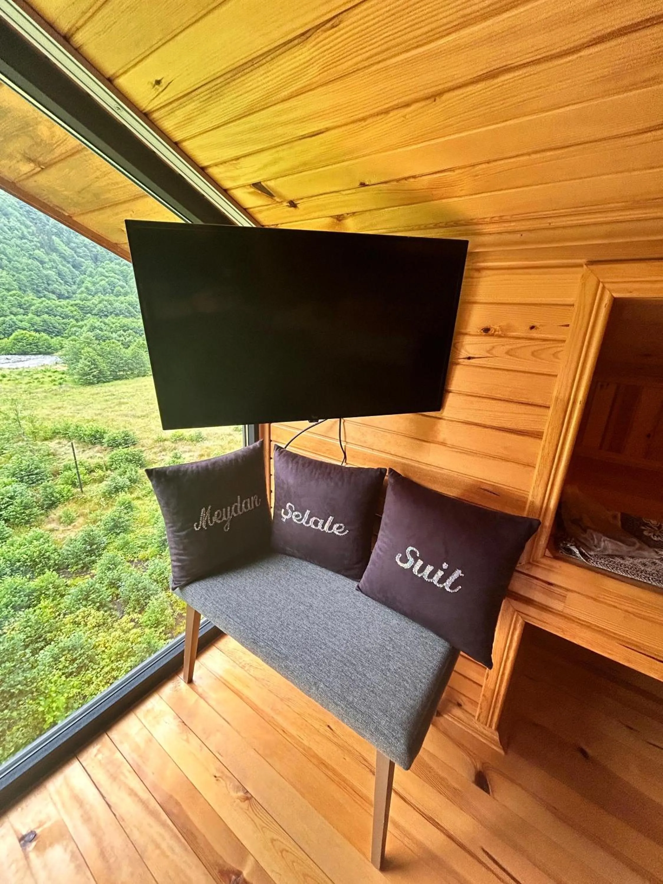 Meydan Şelale Dağ Evi