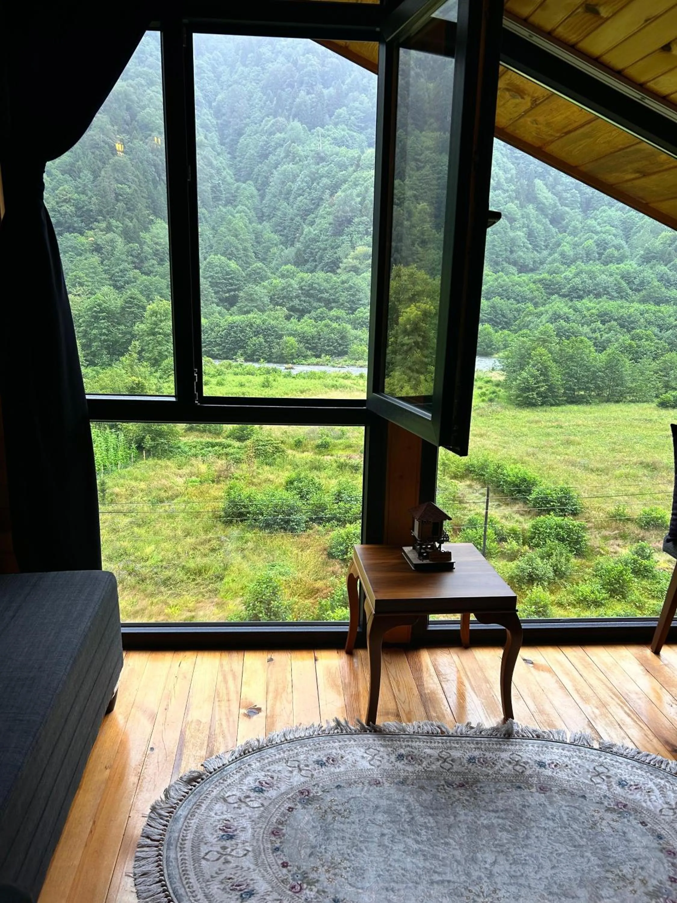 Meydan Şelale Dağ Evi