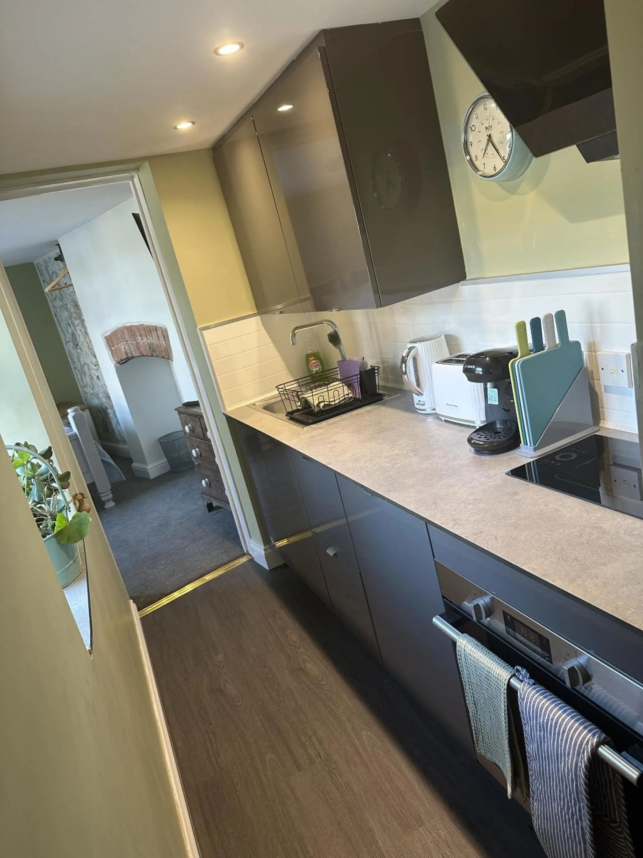 Kitchen or kitchenette in The Mansion House Hotel