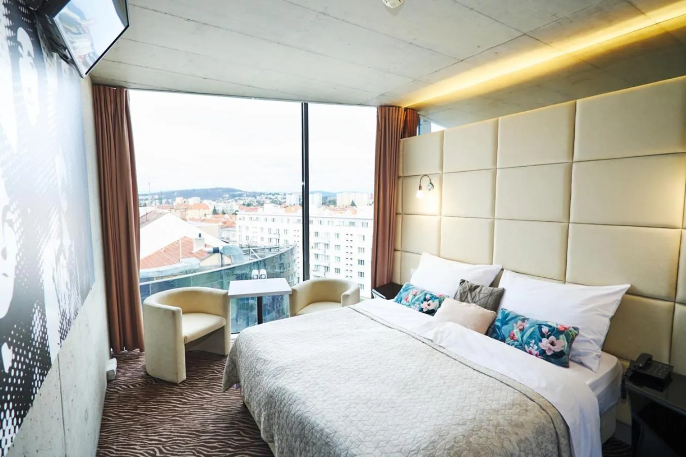 Bedroom, Bed in SONO hotel