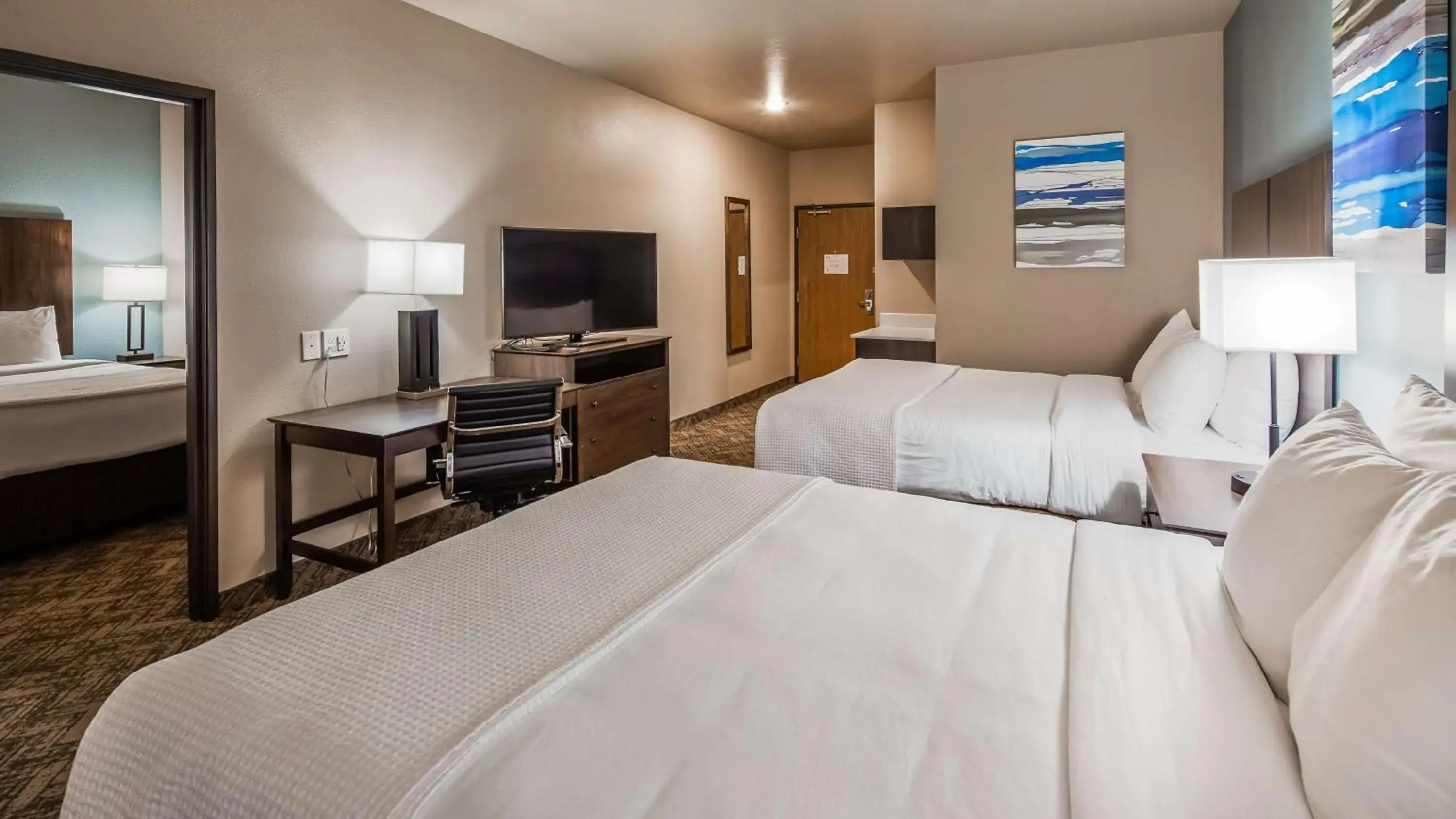 Suite with Three Queen Beds - Non-Smoking in Best Western Golden Spike Inn & Suites Suite with Three Queen Beds - Non-Smoking in Best Western Golden Spike Inn & Suites