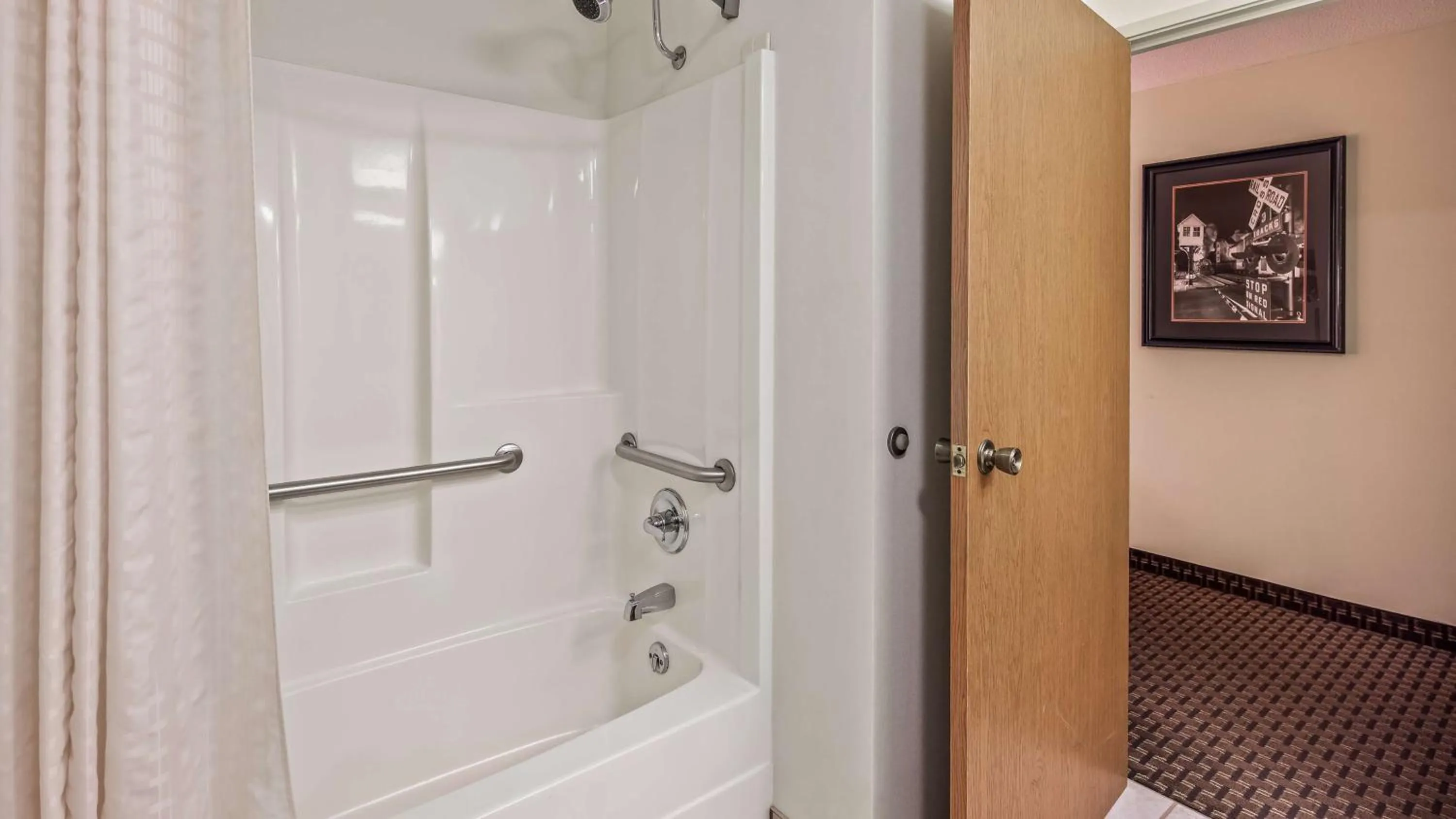 Bathroom in Best Western Golden Spike Inn & Suites