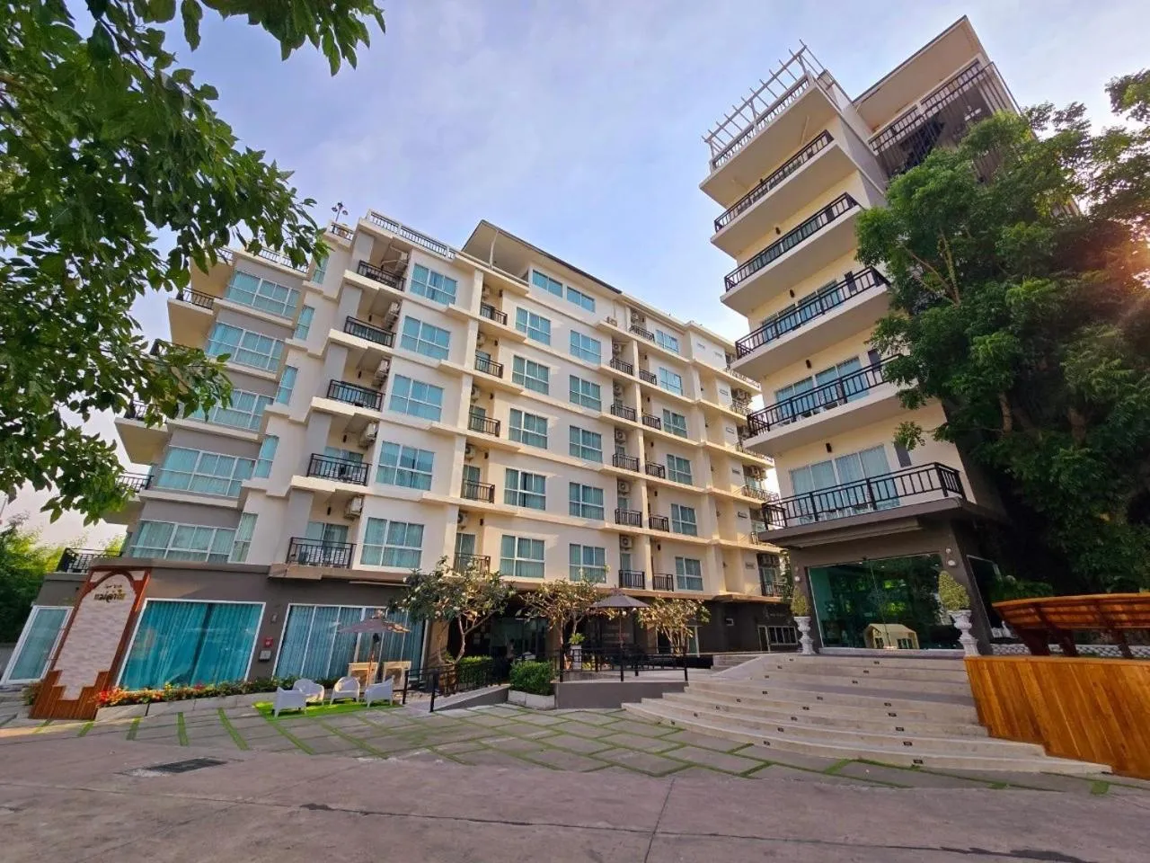 Property building in LHC HOTEL AND RESORT