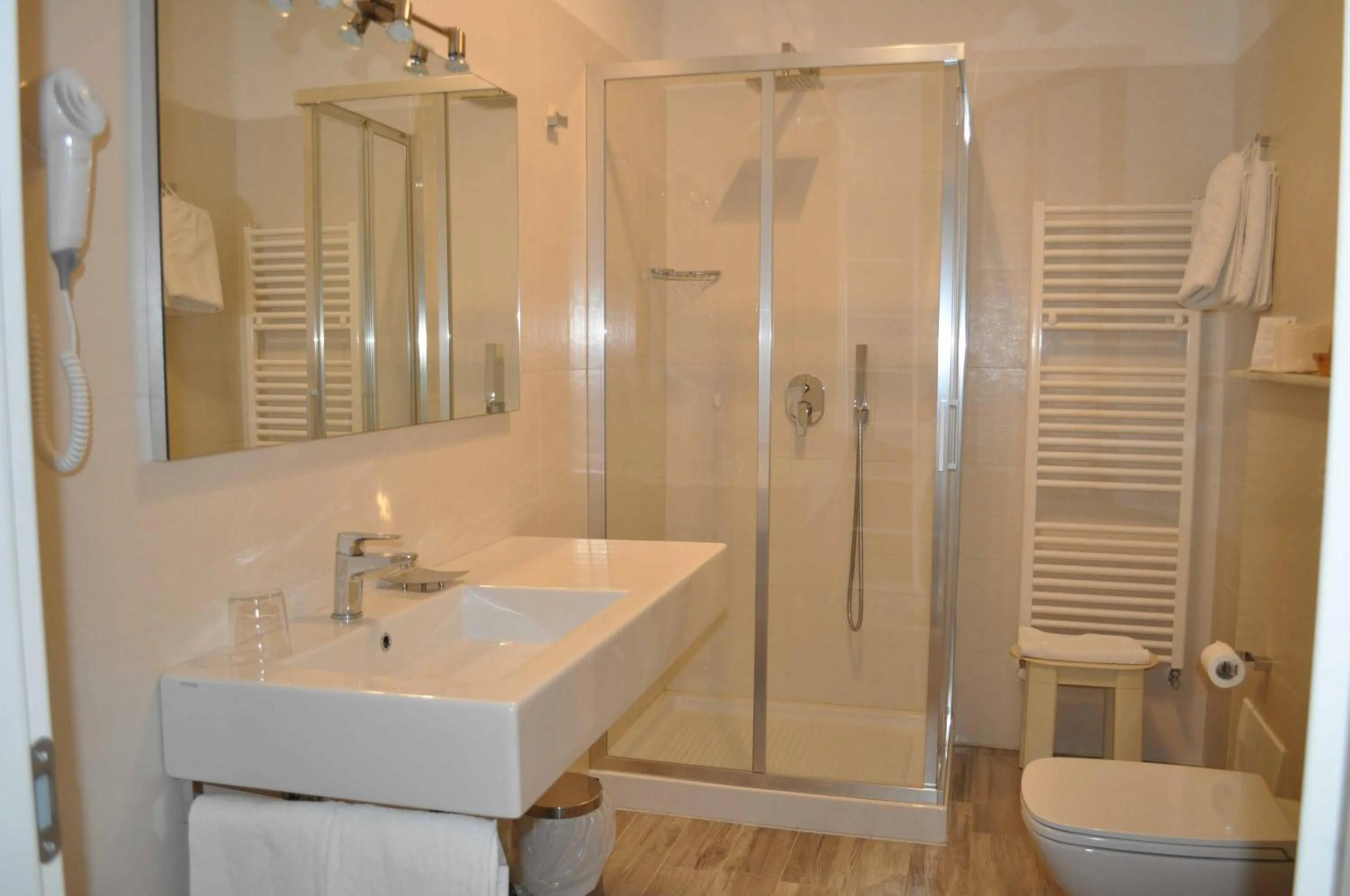 Bathroom in Hotel Boncardo