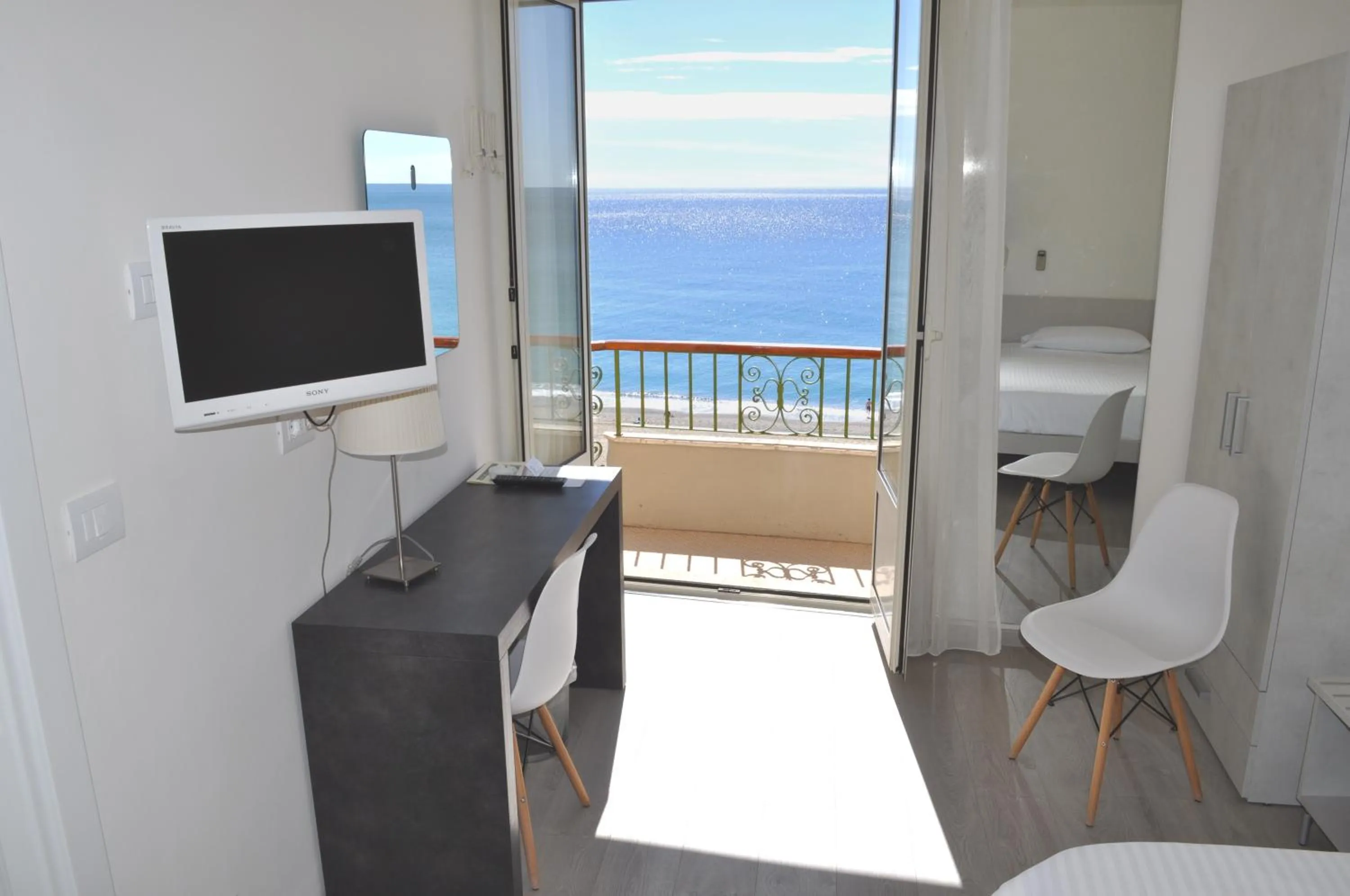 Sea view in Hotel Boncardo