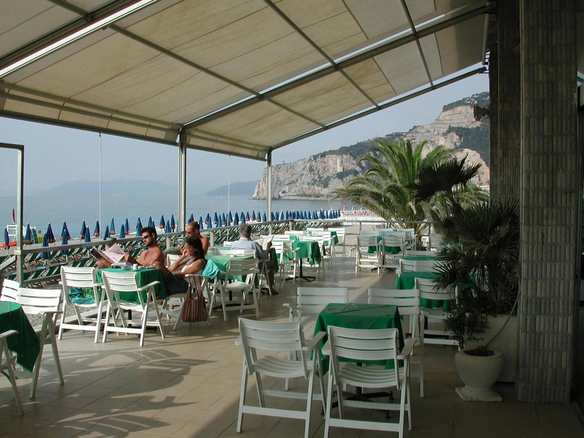 Restaurant/places to eat in Hotel Boncardo