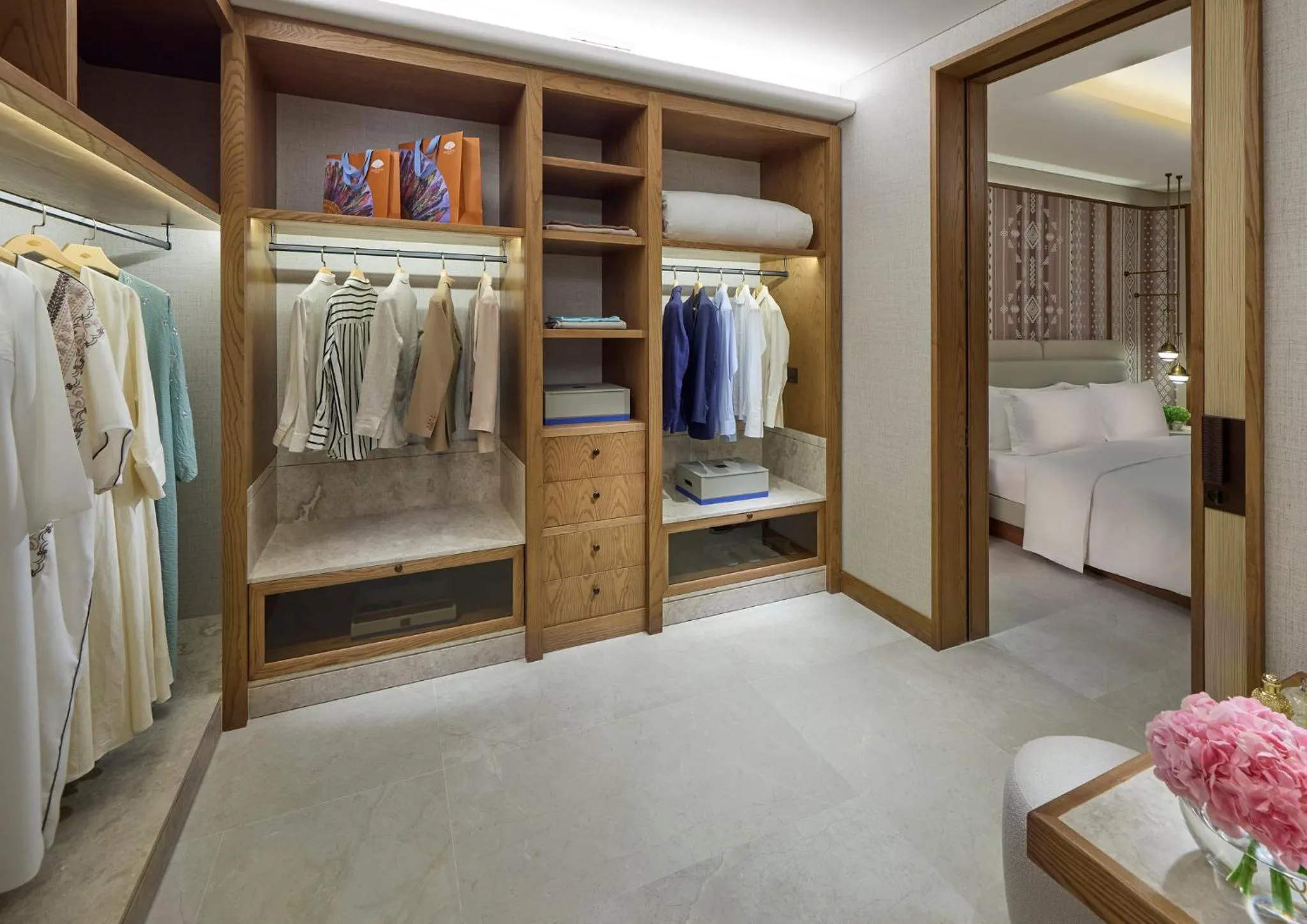 Photo of the whole room, Bed in Mandarin Oriental, Muscat