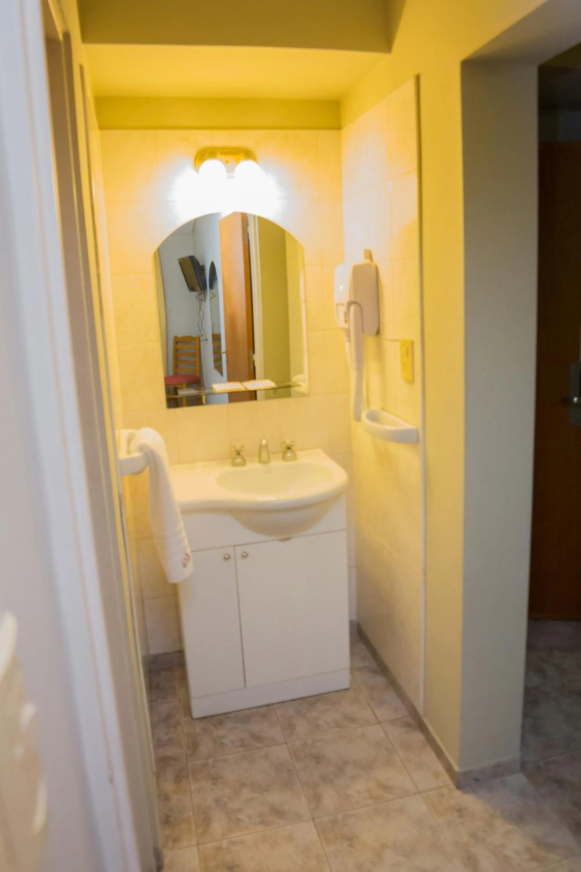Bathroom in Patio Mediterraneo Apart Hotel