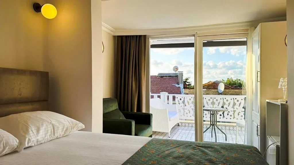 hi HOTEL IVY BÜYÜKADA