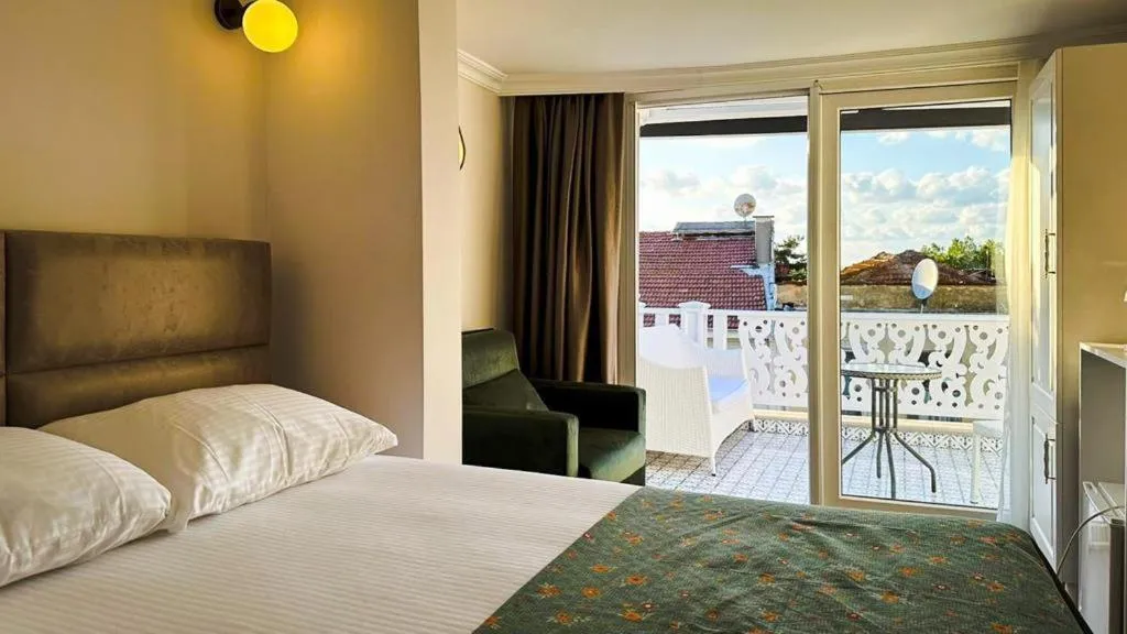 hi HOTEL IVY BÜYÜKADA