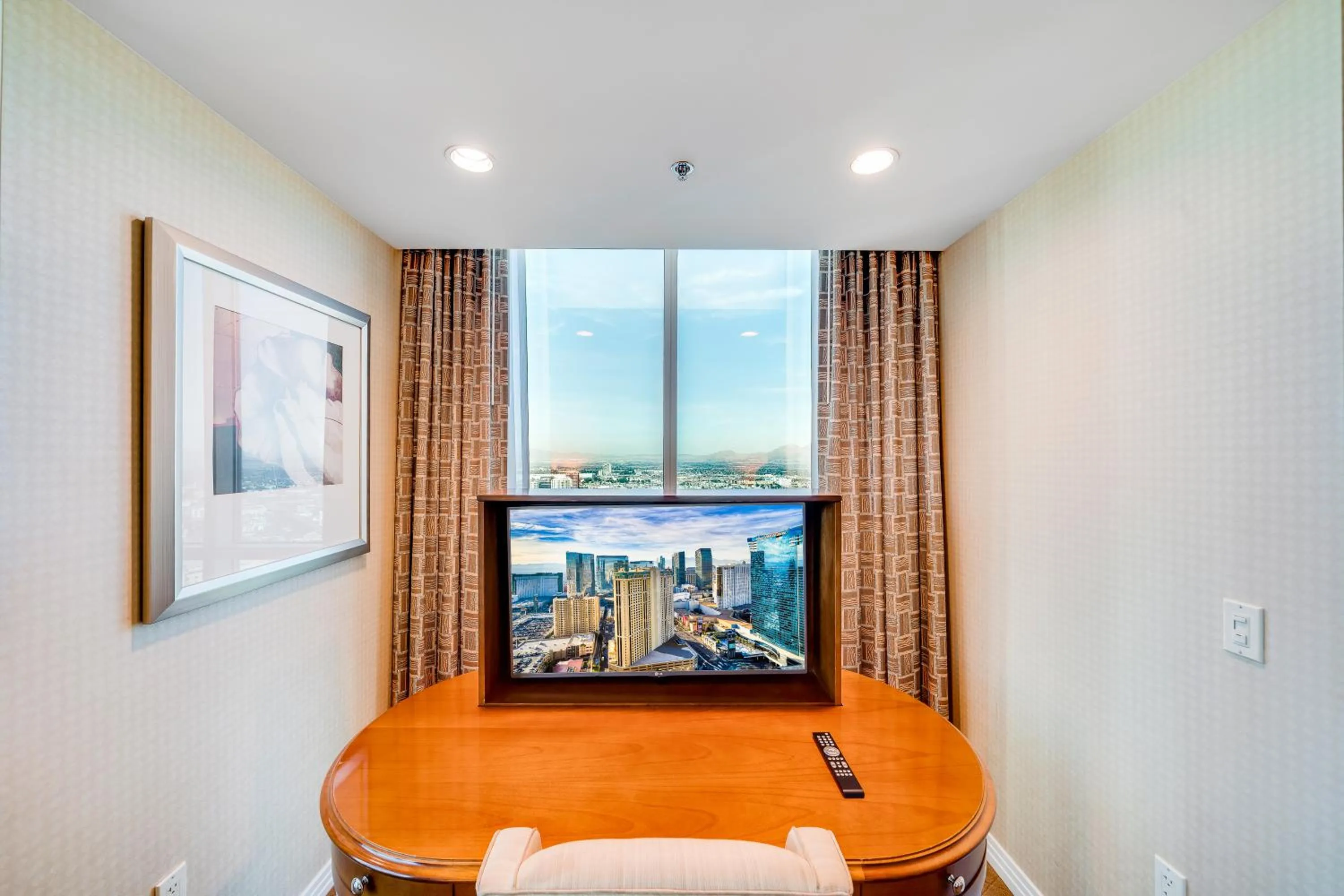 Jet Luxury at The Signature Condo Hotel