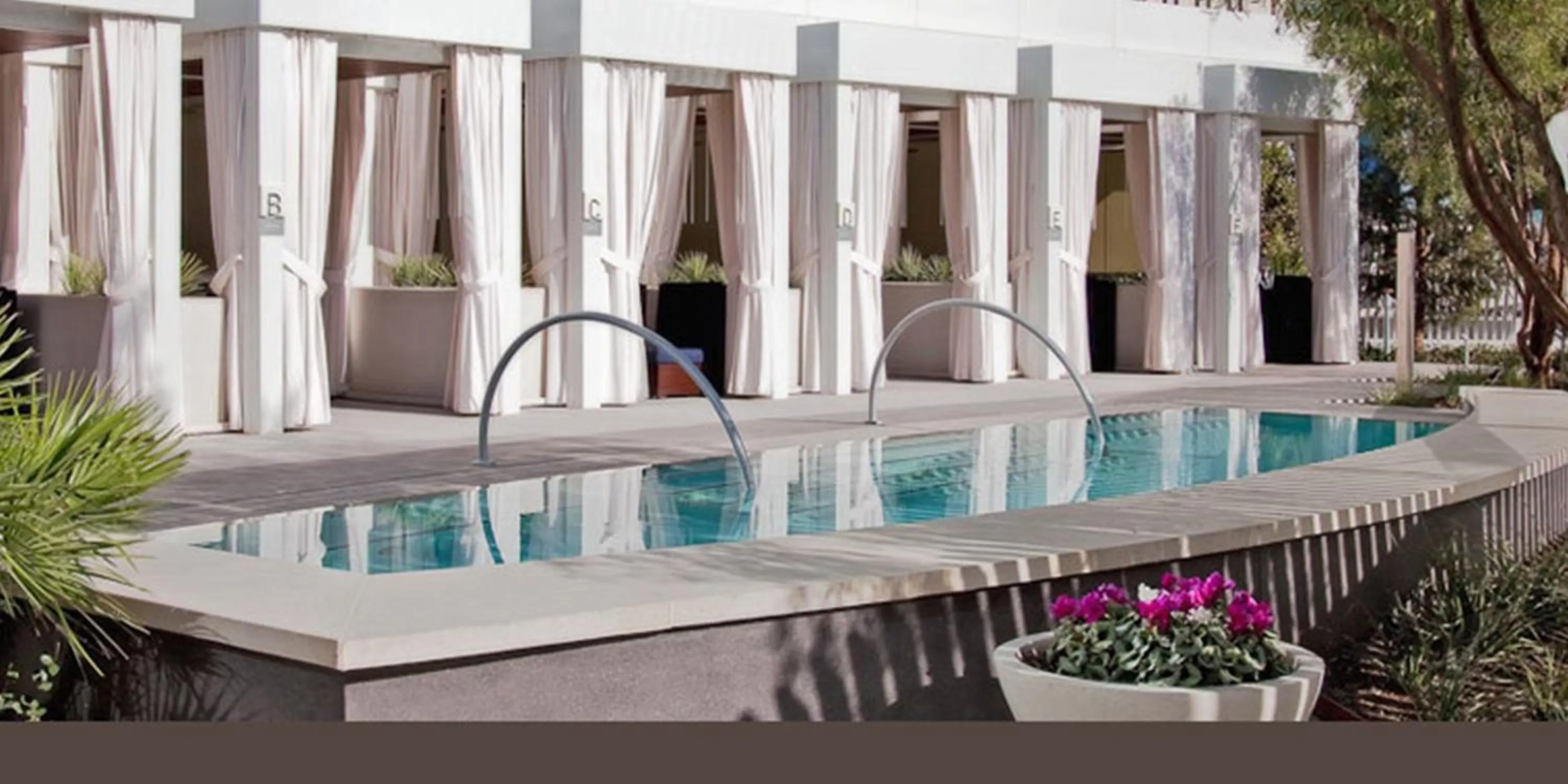 Swimming pool in Jet Luxury at The Vdara