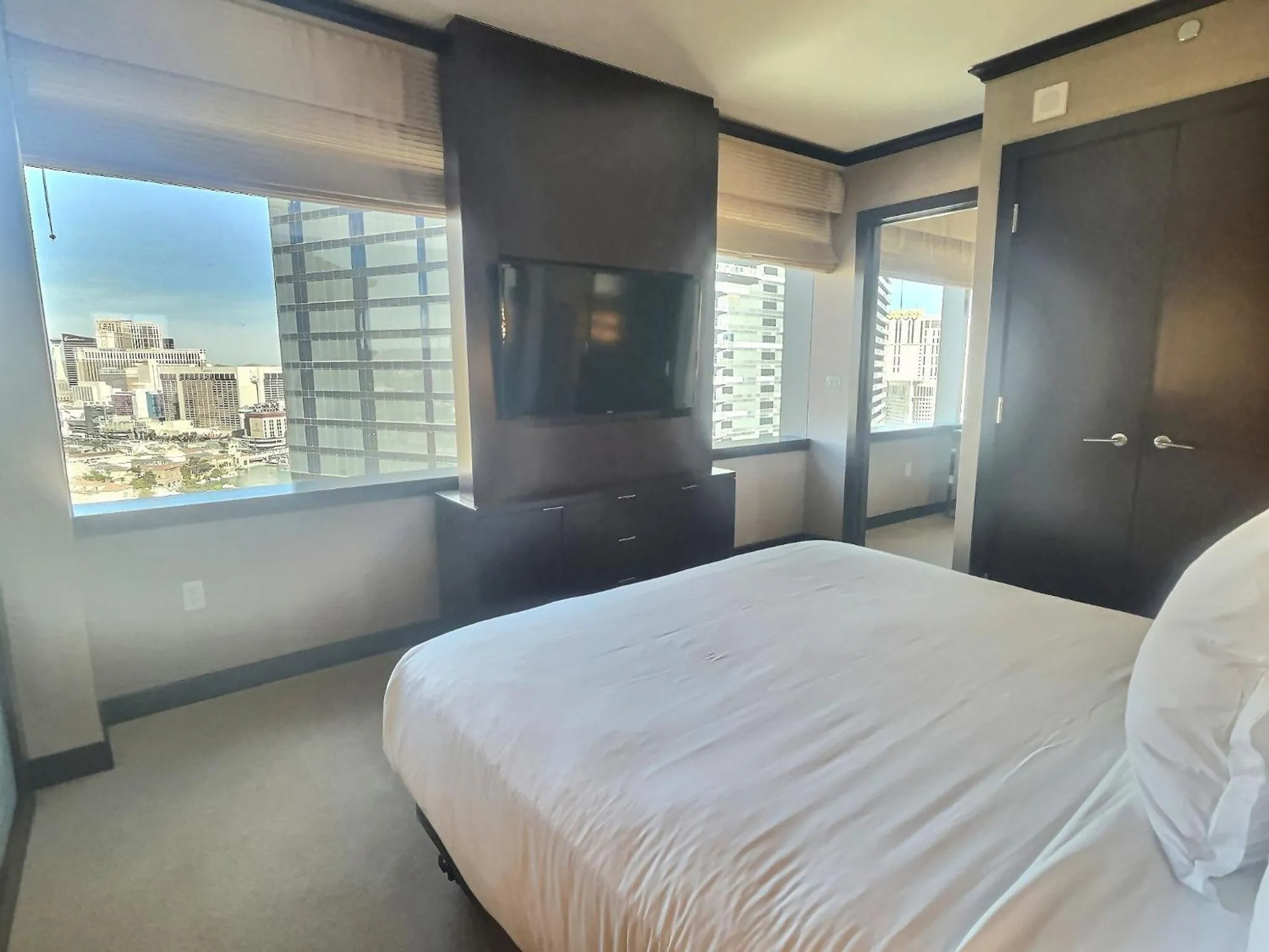 Bed in Jet Luxury at The Vdara
