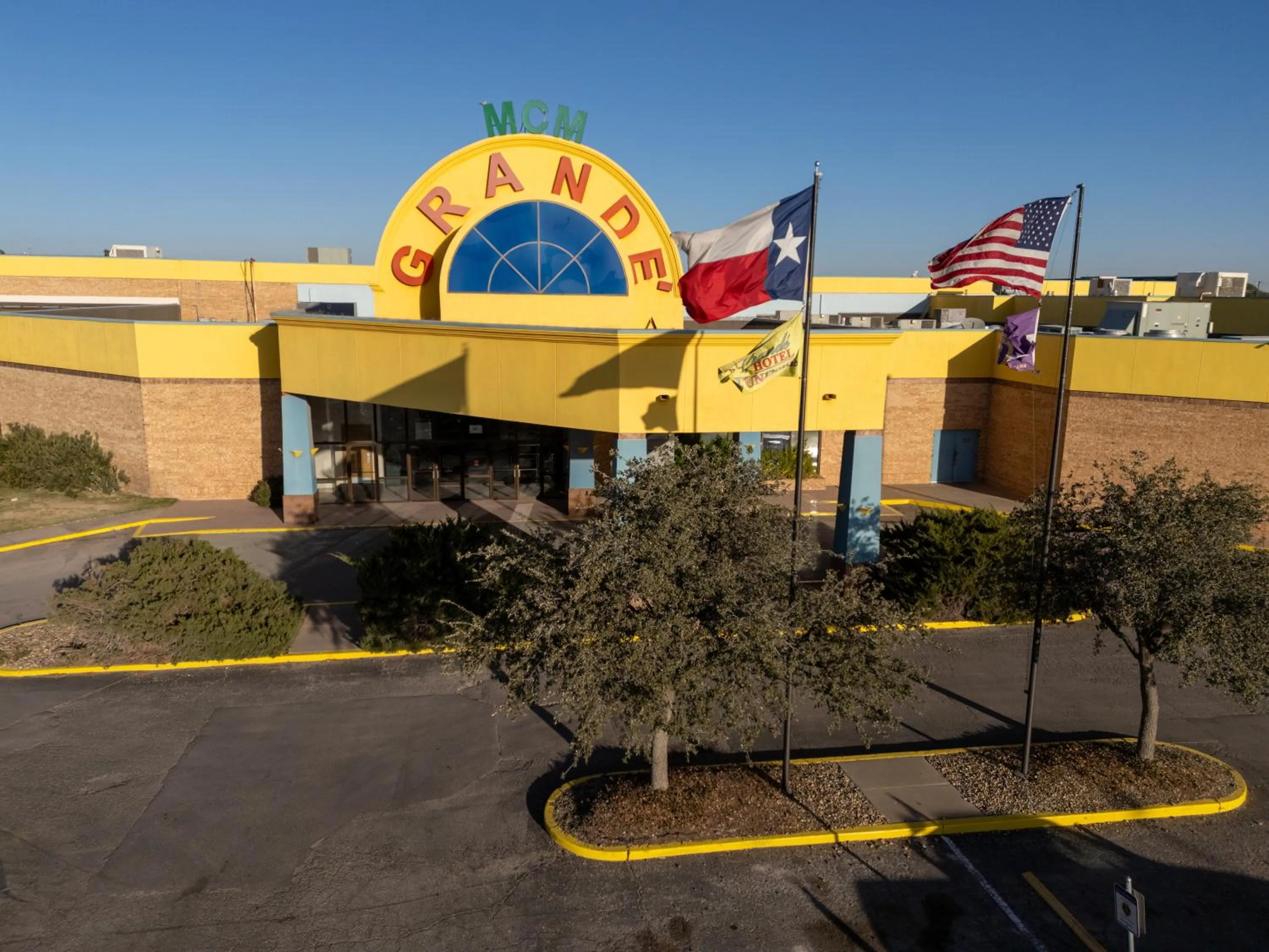 Property building in MCM Grande FunDome Odessa