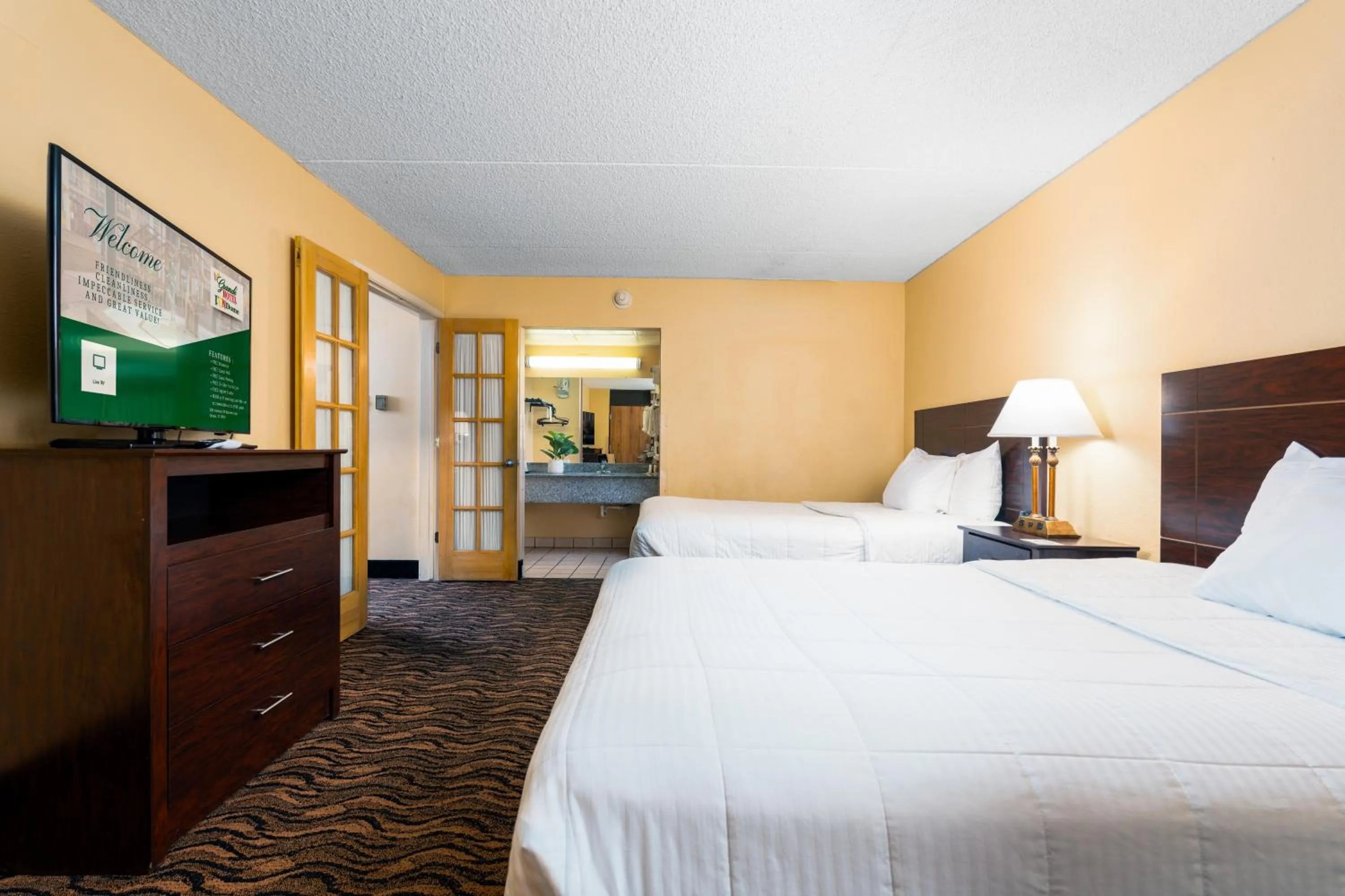 Bedroom, Bed in MCM Grande FunDome Odessa