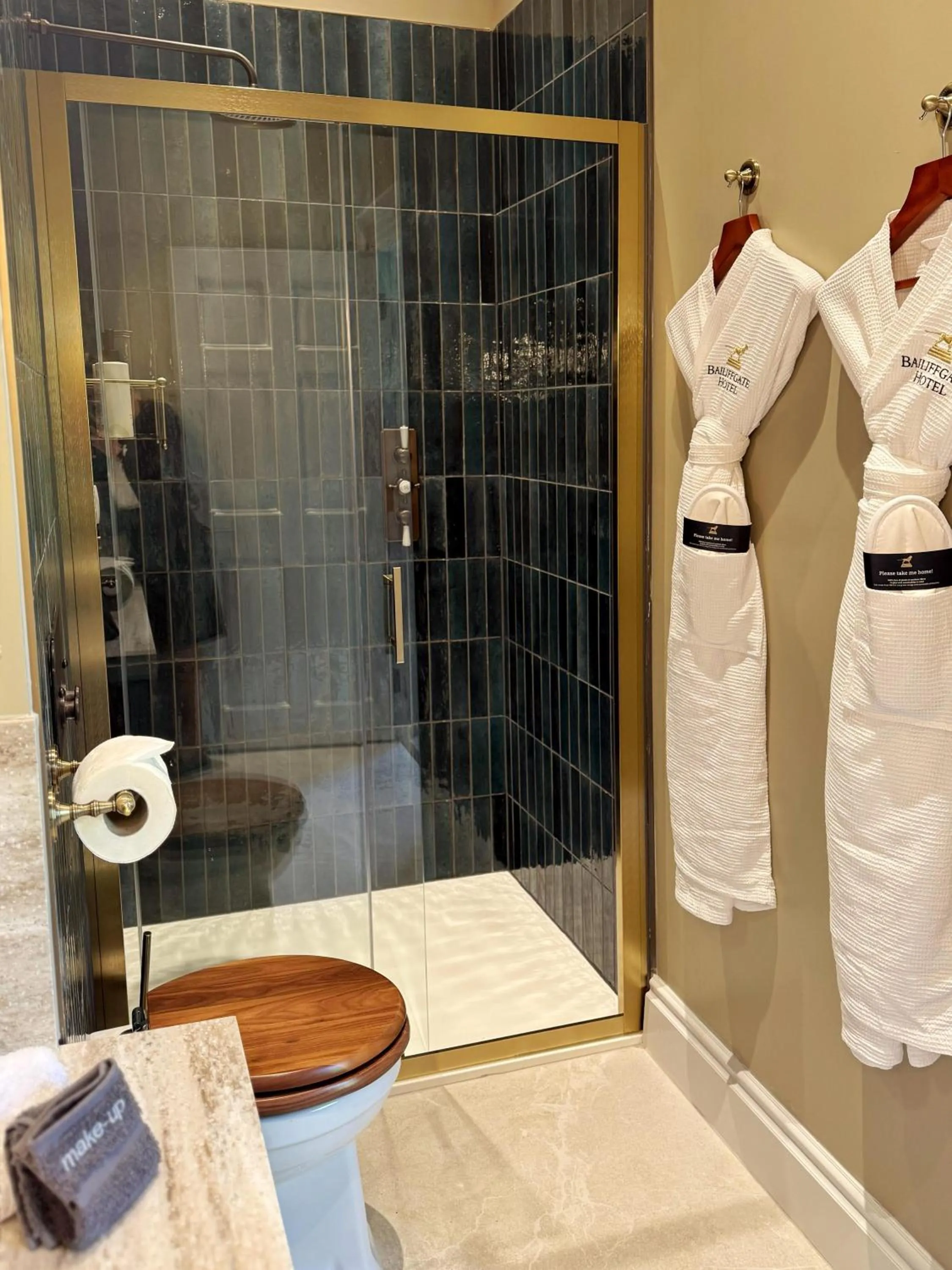 Bathroom in Bailiffgate Hotel