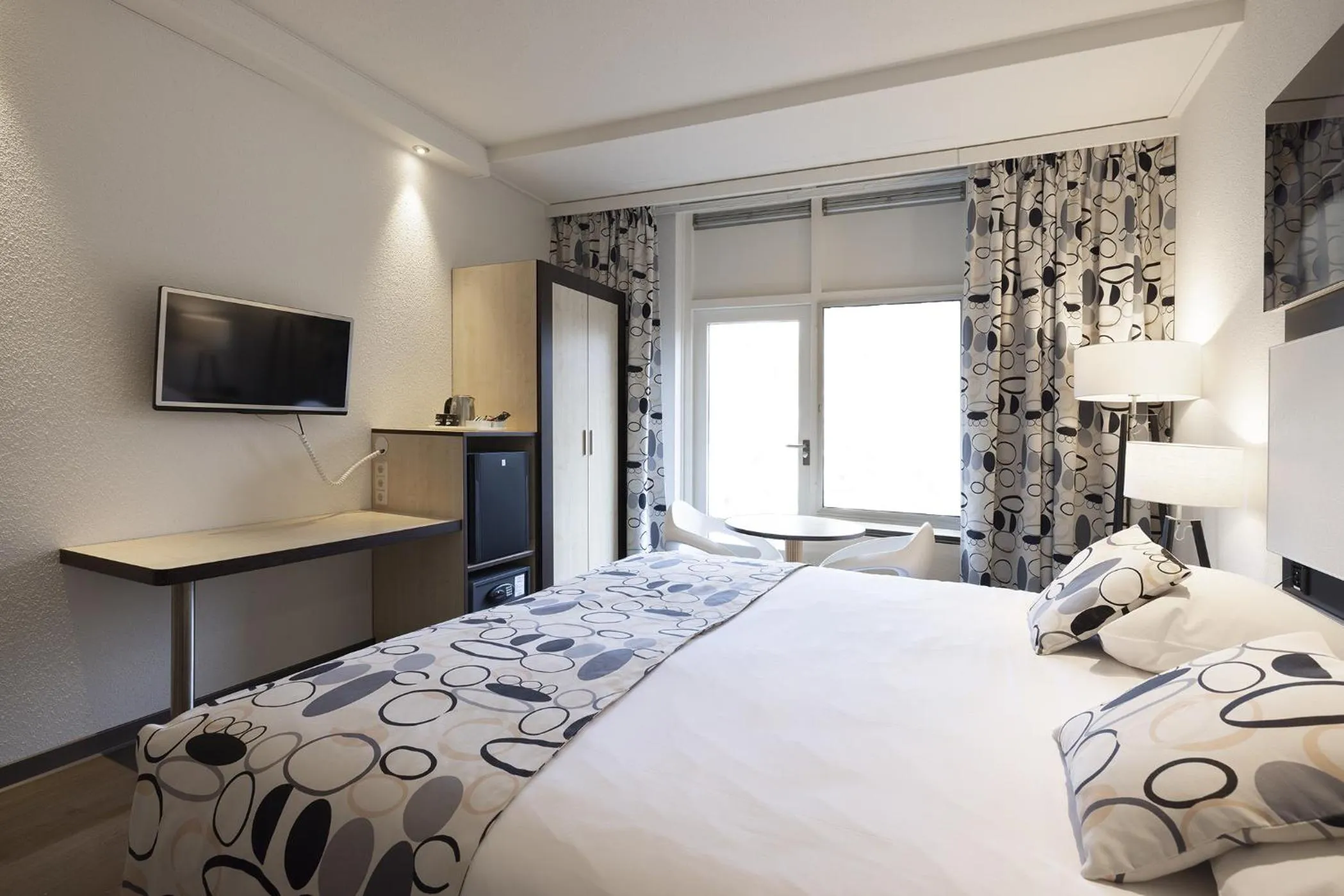 Bed in Hotel Mitland