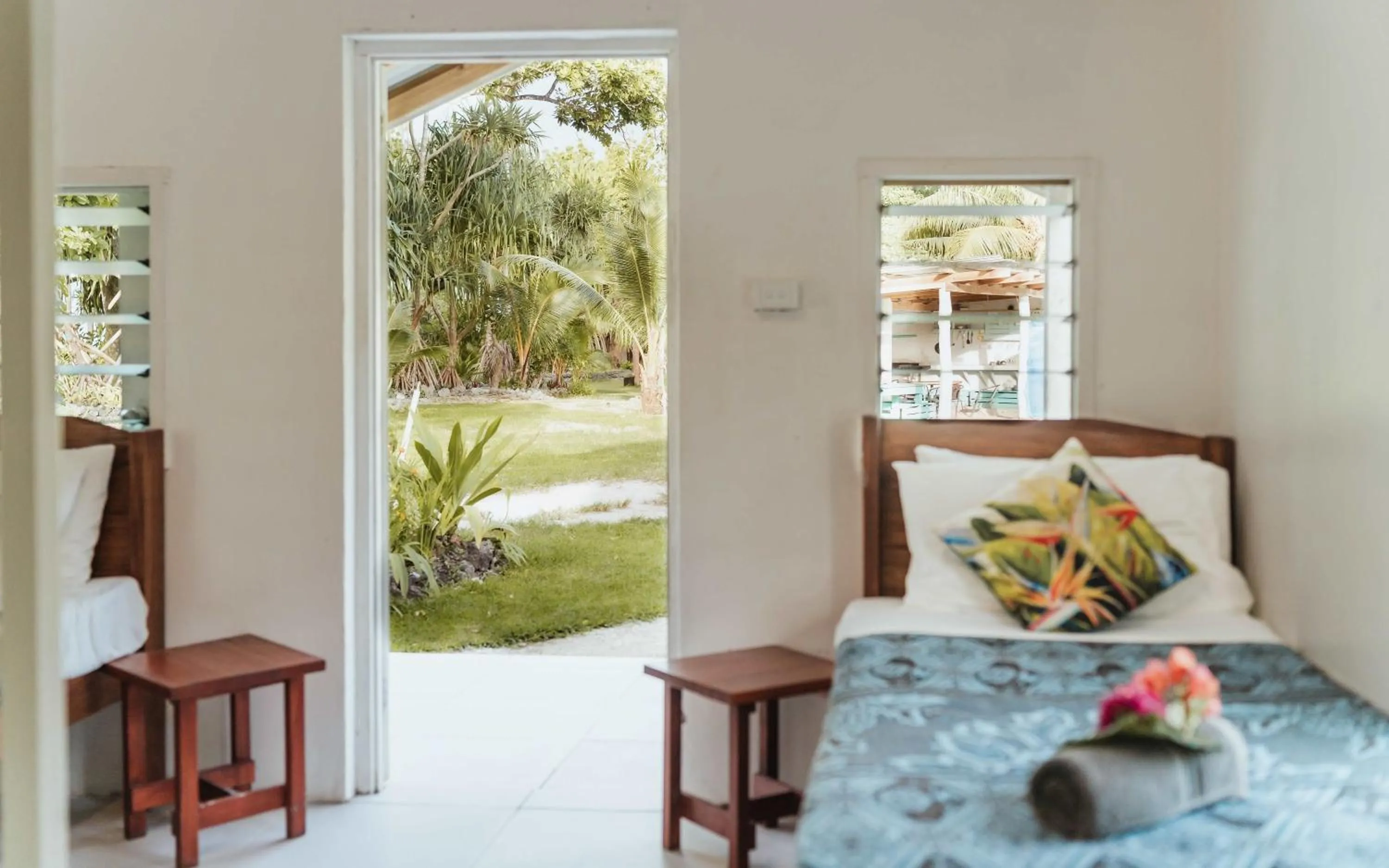 Garden view, Bed in Le Life Resort