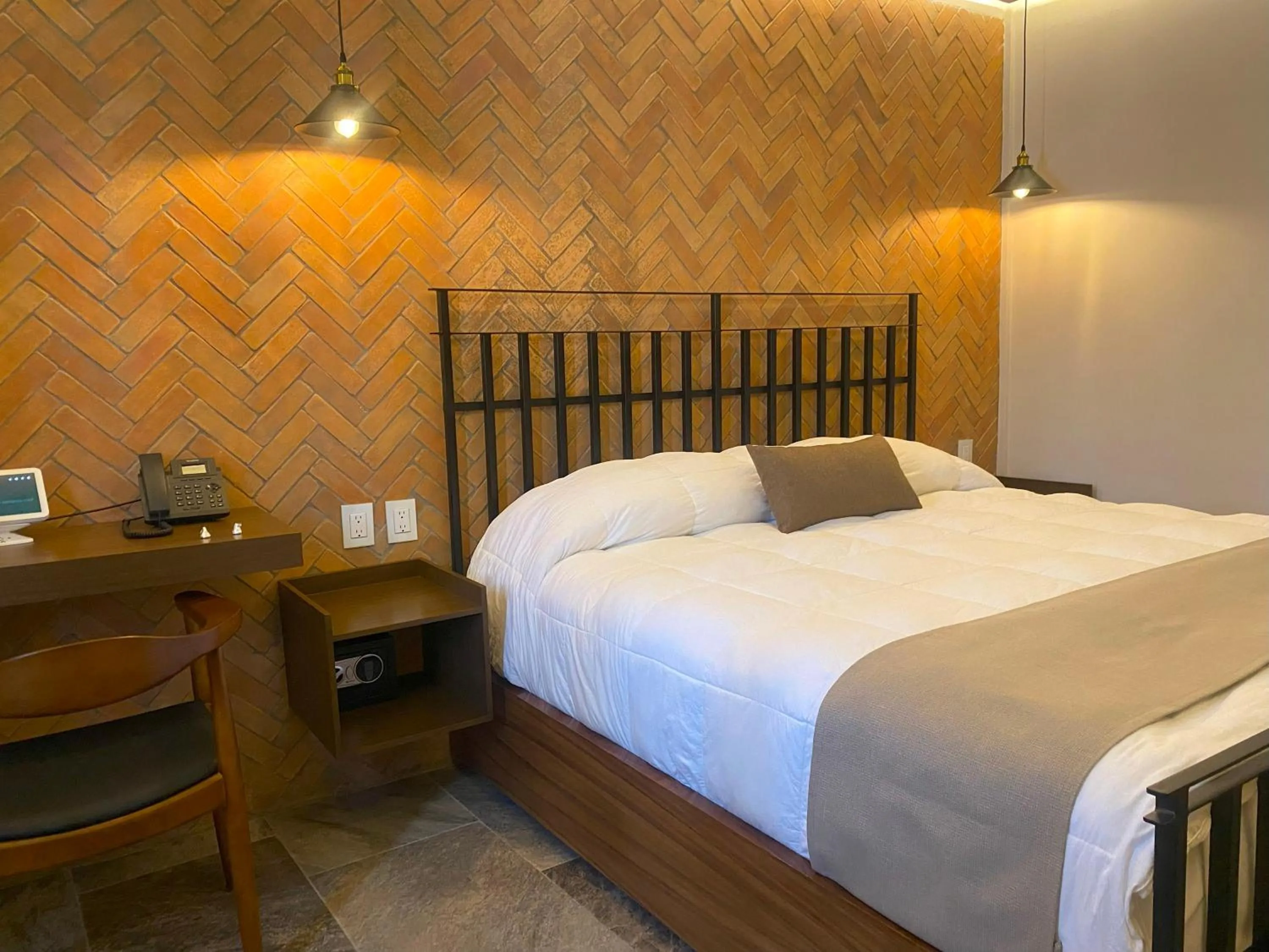 View (from property/room), Bed in Hotel Boutique Divino Sol