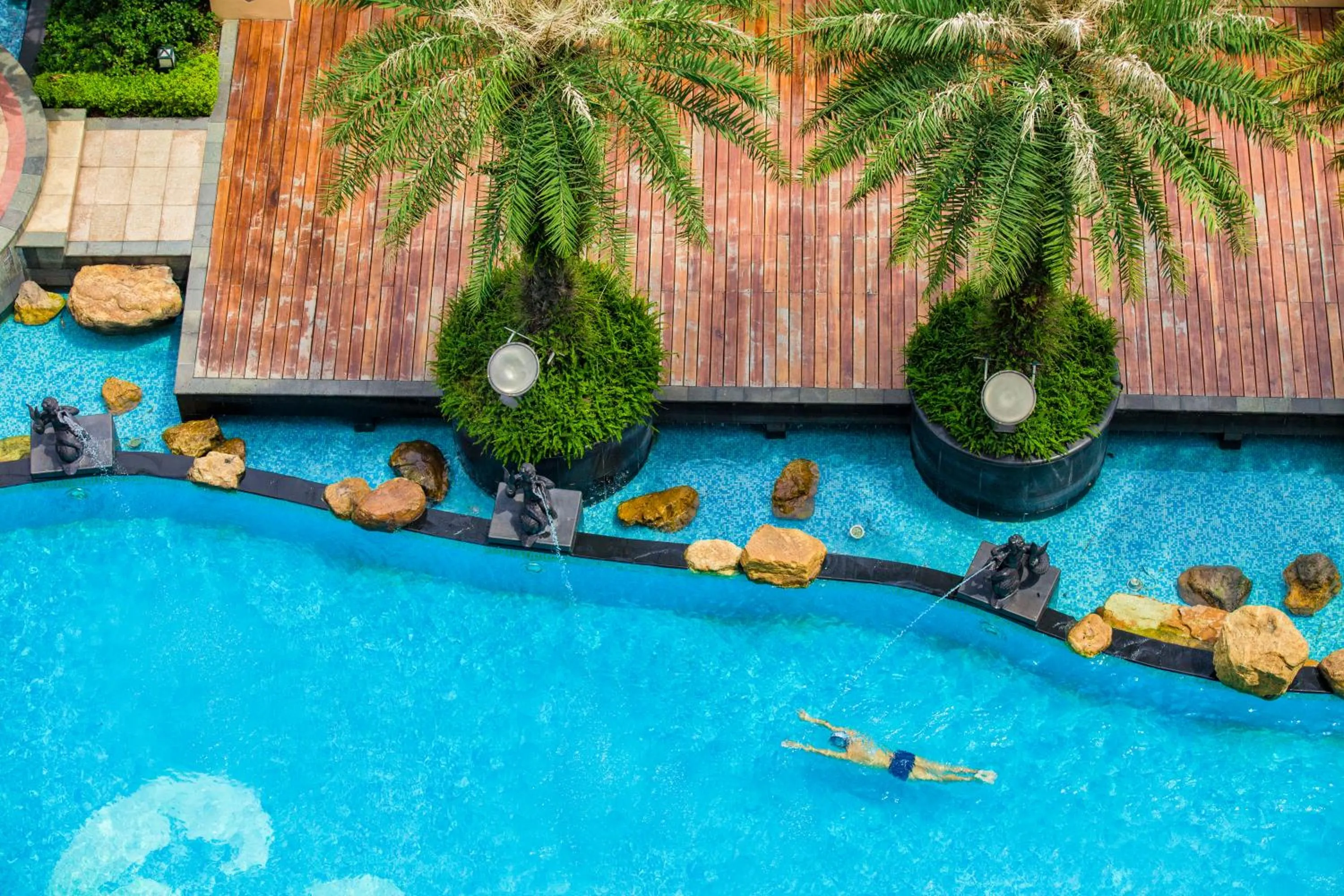 Activities in Chateau Star River Guangzhou-Free Shuttle Between Hotel And Exhibition Center & Welcome Drink During Canton Fair